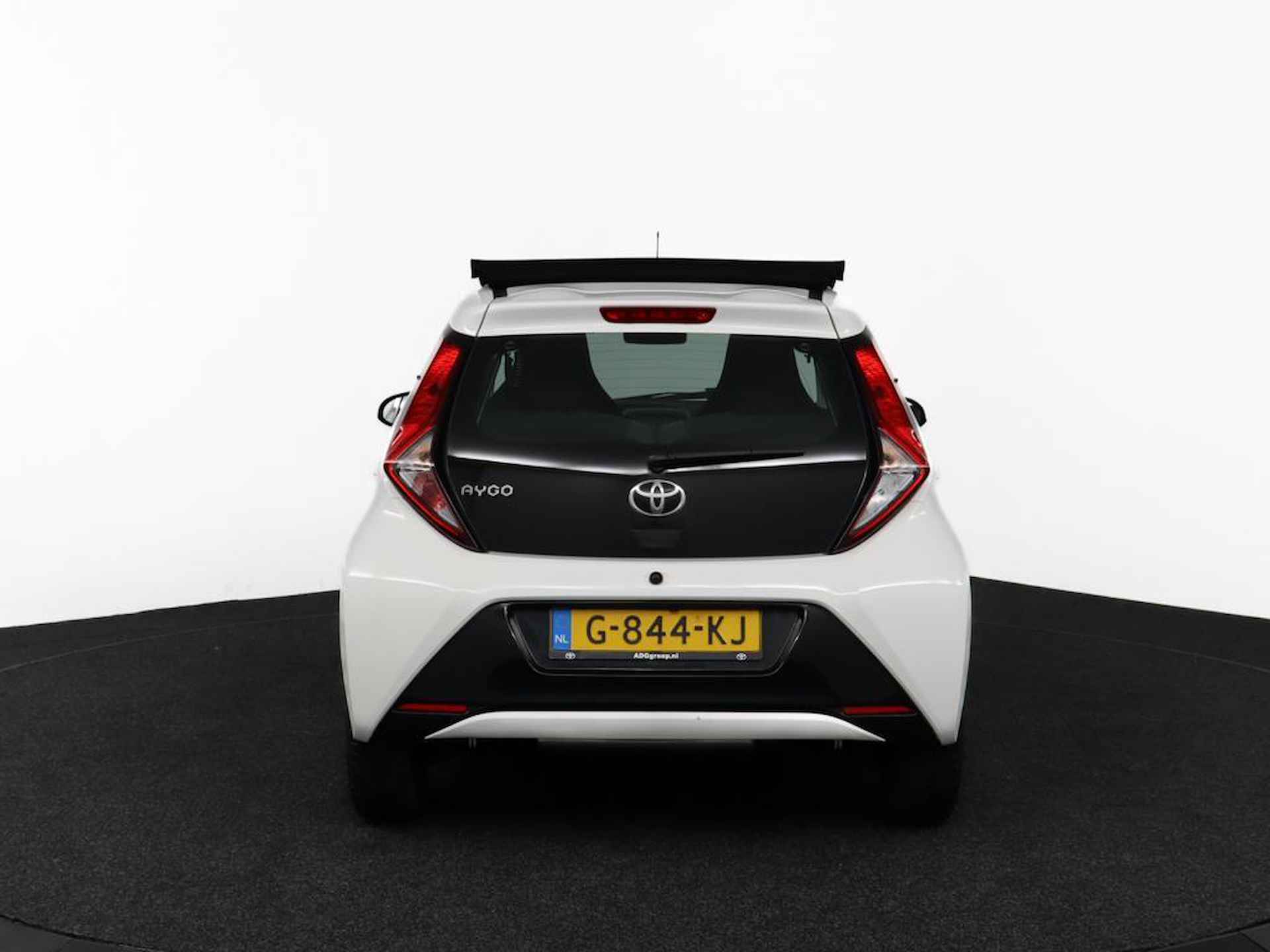 Toyota Aygo 1.0 VVT-i x-play limited | Apple carplay & Android auto | Elektrisch vouwdak | Airco | - 47/48