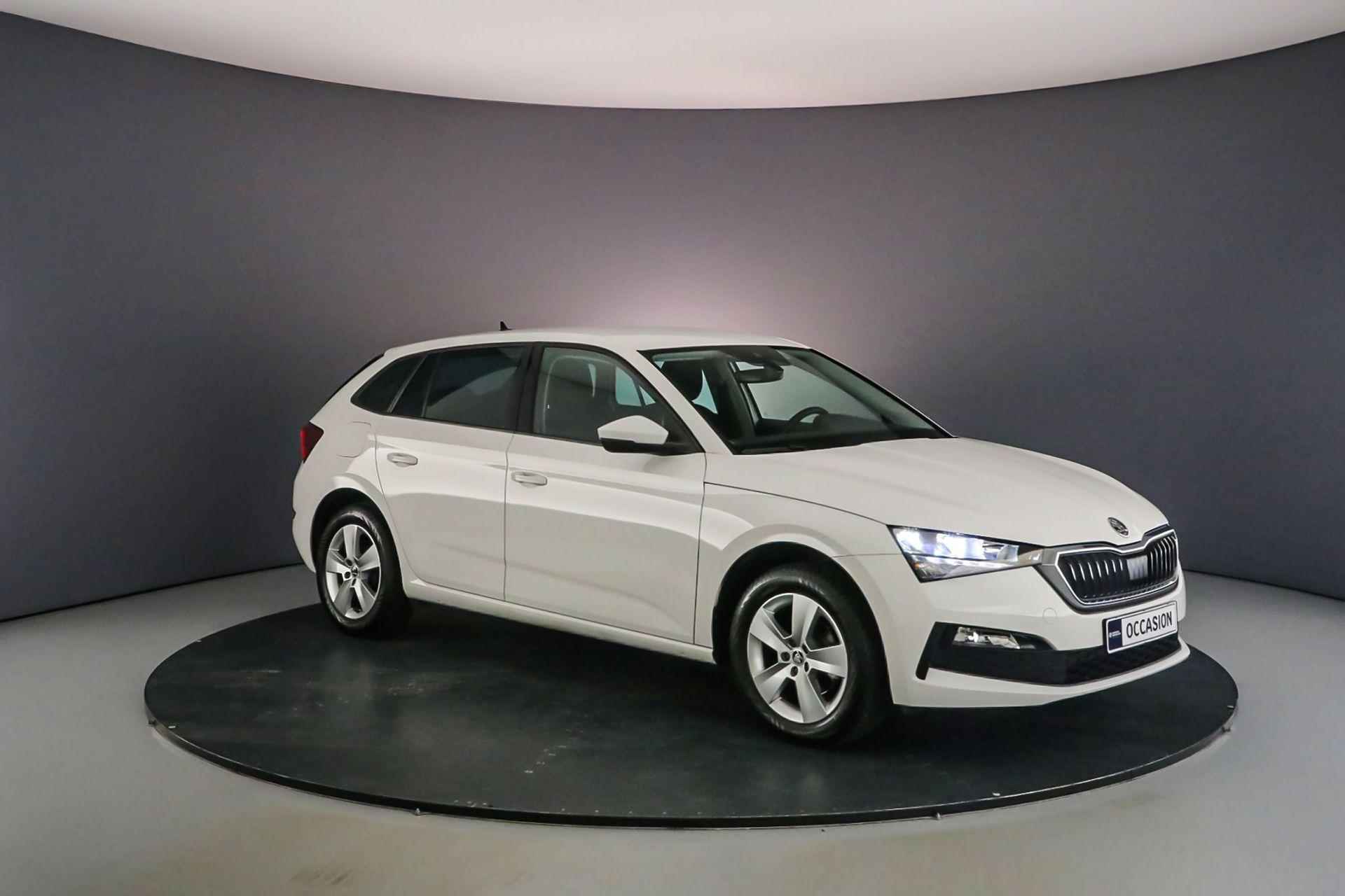 Skoda Scala Ambition 1.0 TSI 110pk Cruise control, App connect, Airco, DAB, Radio, Bluetooth, LED koplampen - 8/39