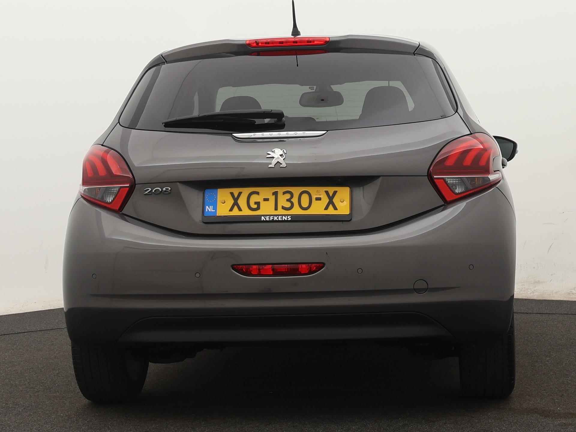 Peugeot 208 Allure 82pk | Navigatie | Achteruitrijcamera | Climate Control | Cruise Control | Parkeersensoren | Apple Carplay / Android Auto | Bluetooth | Armsteun | Donker getint glas | 16" lichtmetalen velgen | - 8/35