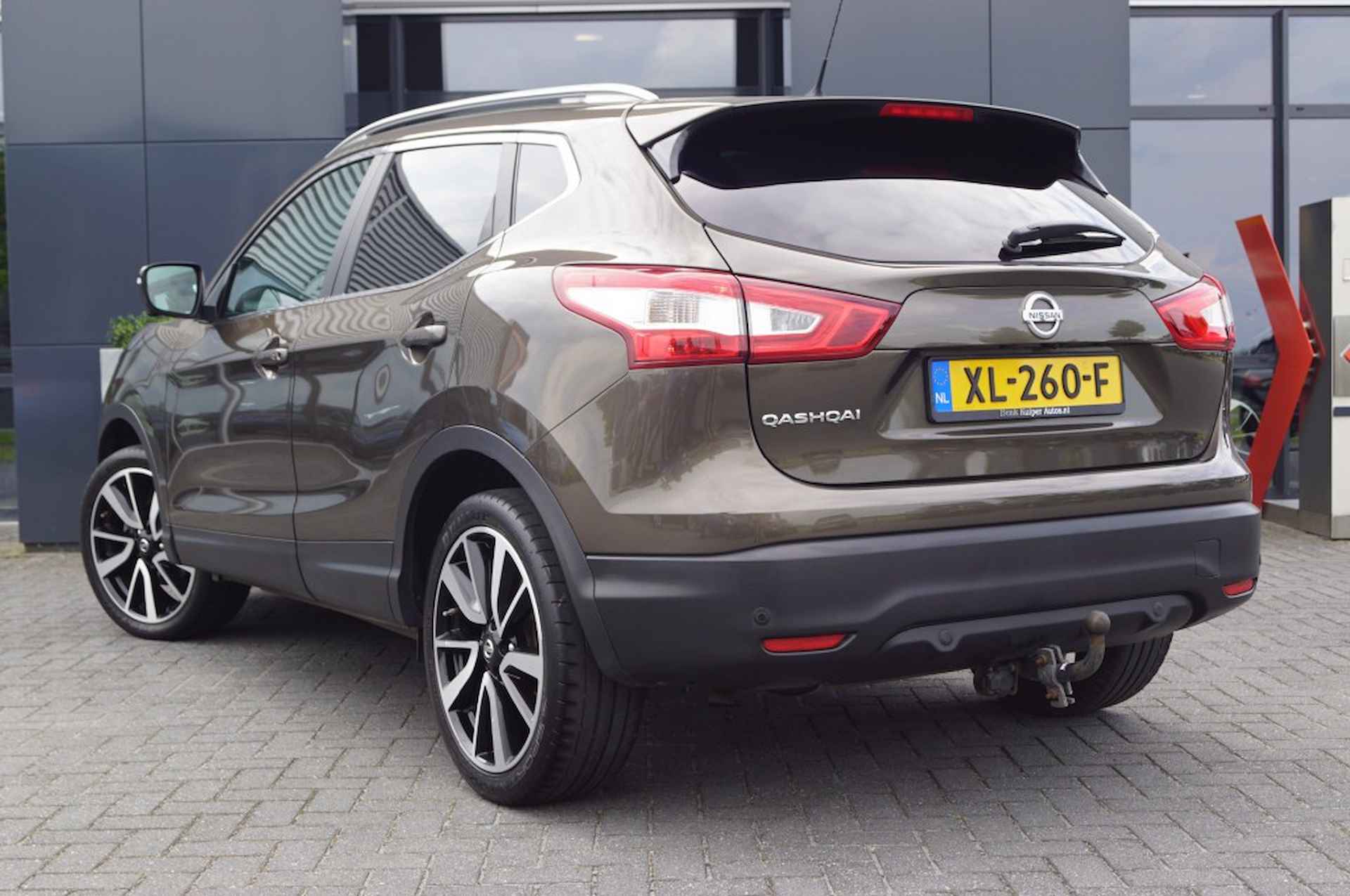 NISSAN Qashqai 1.2 Tekna / Panodak / Navi / LED/ 19LM /PDC/Trekhaak/360gr Camer - 2/38