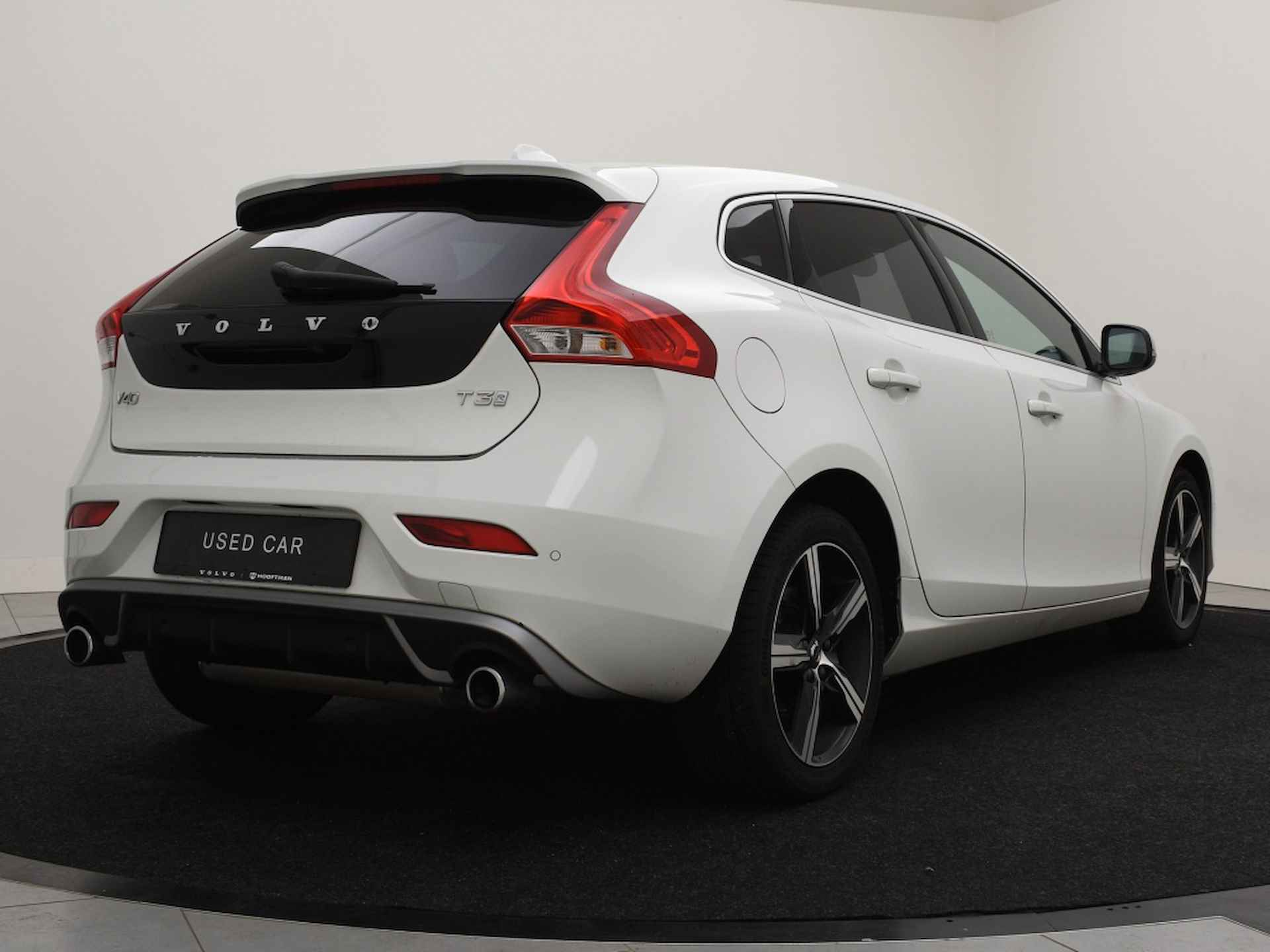 Volvo V40 T3 AUT(6) POLAR+ SPORT PANORAMADAK HARMAN KARDON KEYLESS 17INCH - 3/35