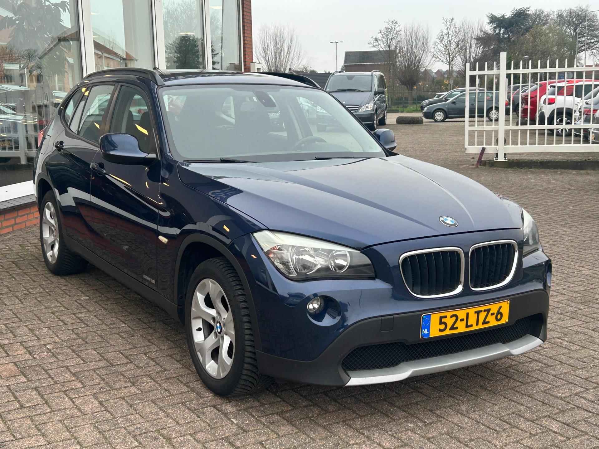 BMW X1 SDrive18i Executive -Navi - PDC - LM - 5/20