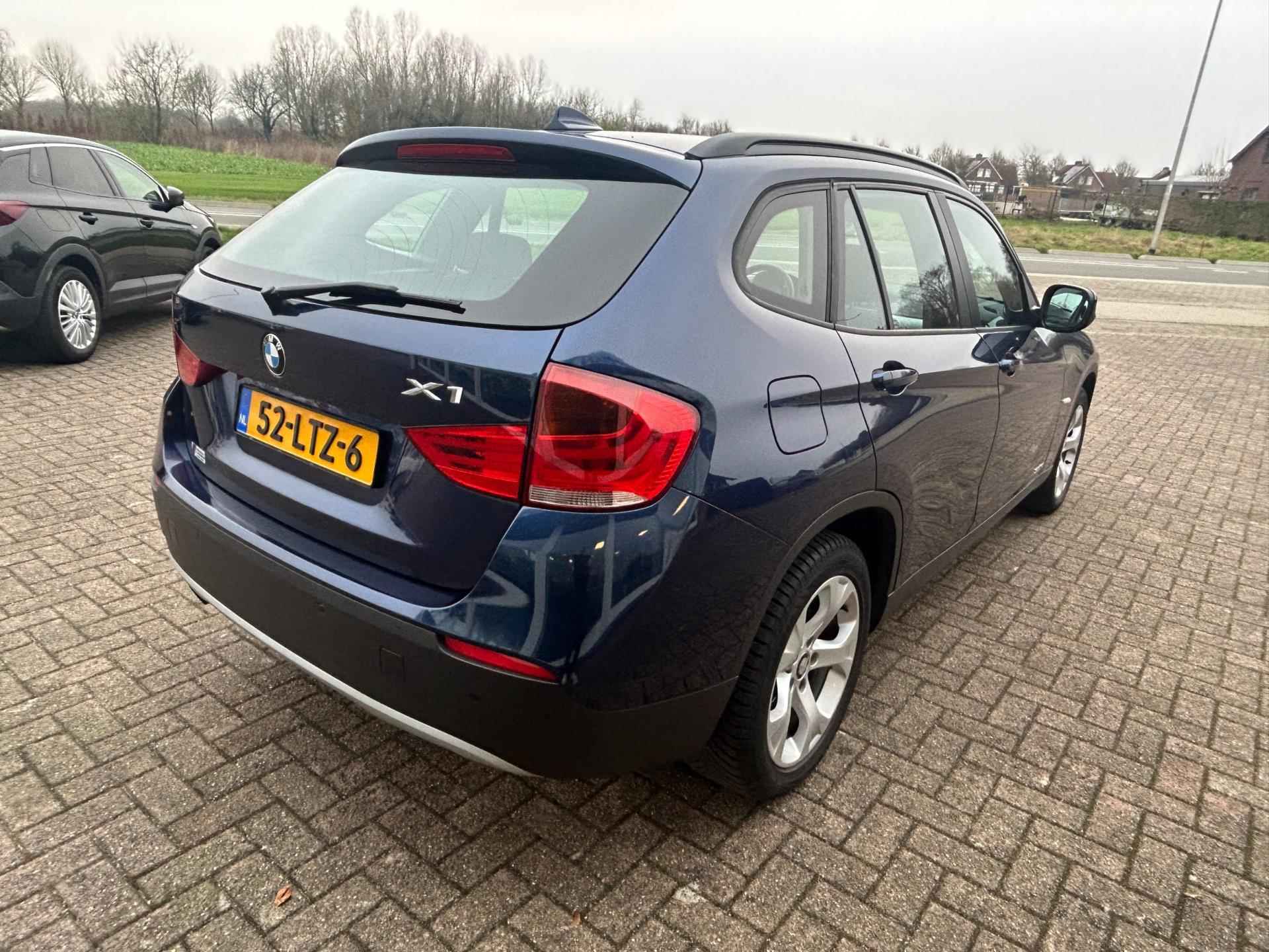 BMW X1 SDrive18i Executive -Navi - PDC - LM - 9/20