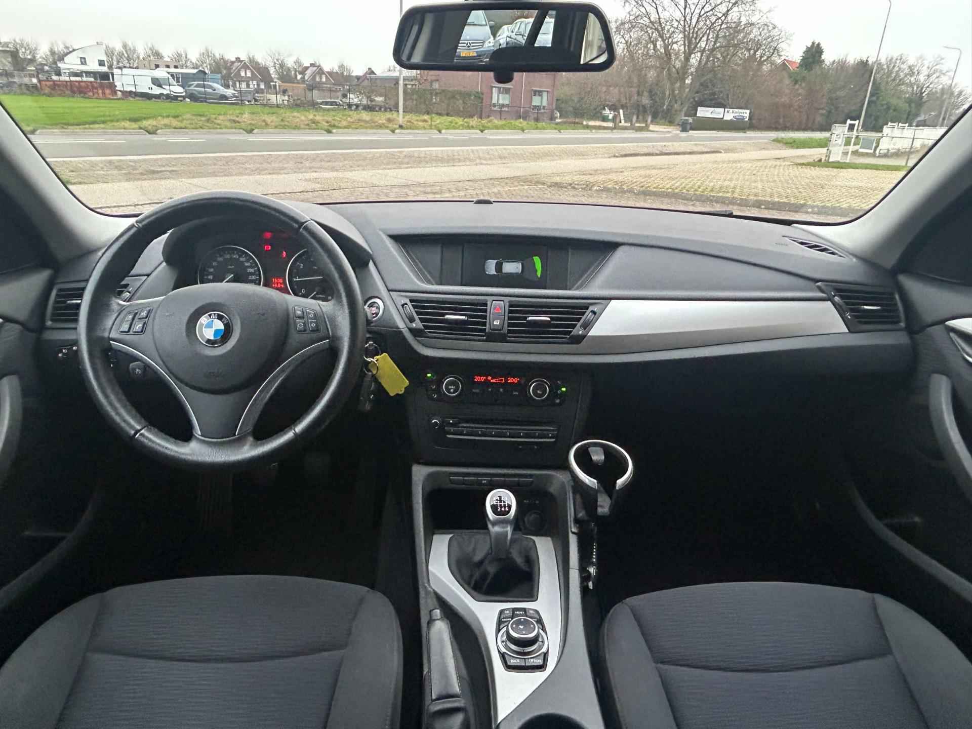 BMW X1 SDrive18i Executive -Navi - PDC - LM - 12/20