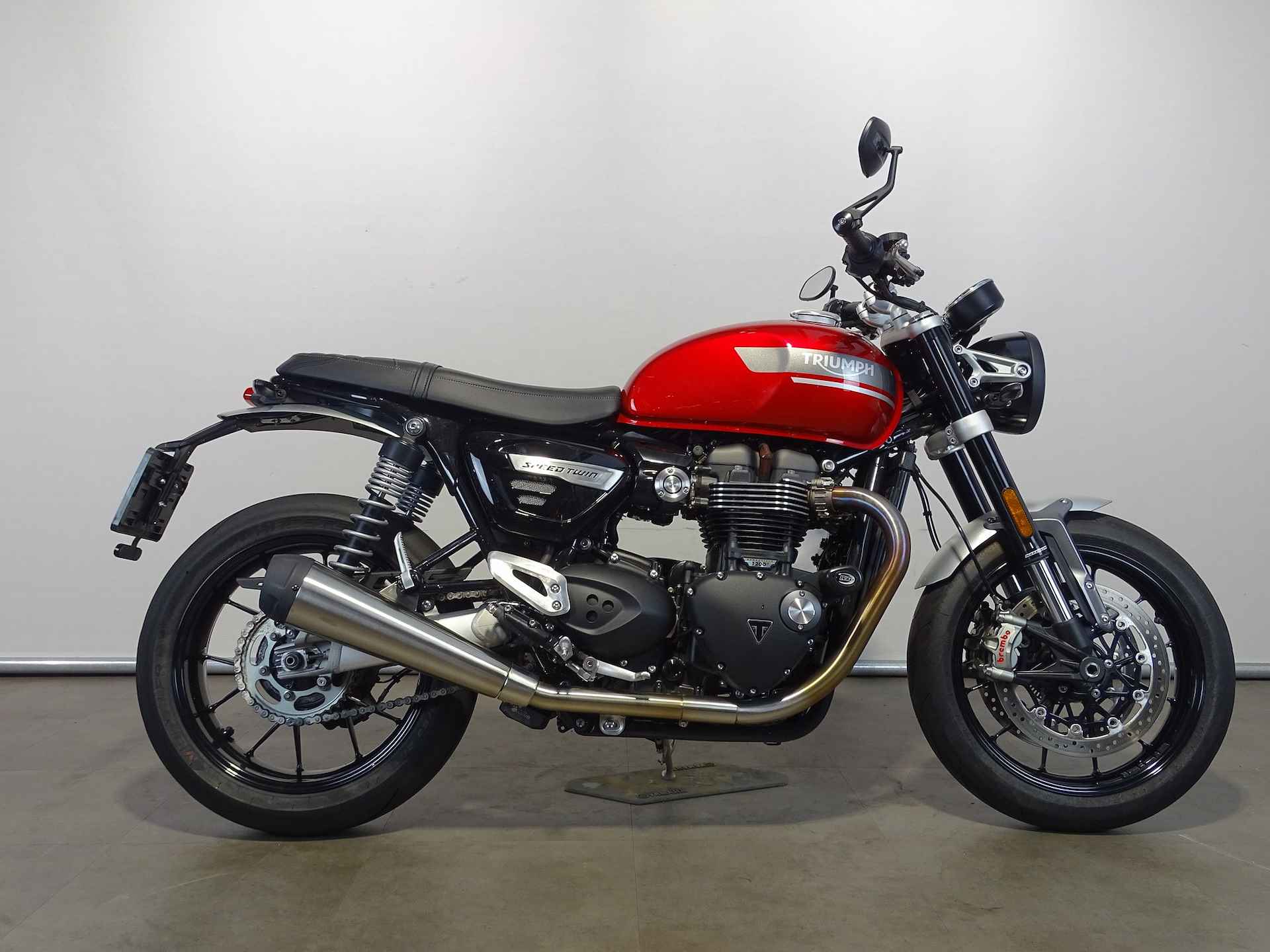 Triumph SPEED TWIN 1200 - 1/16