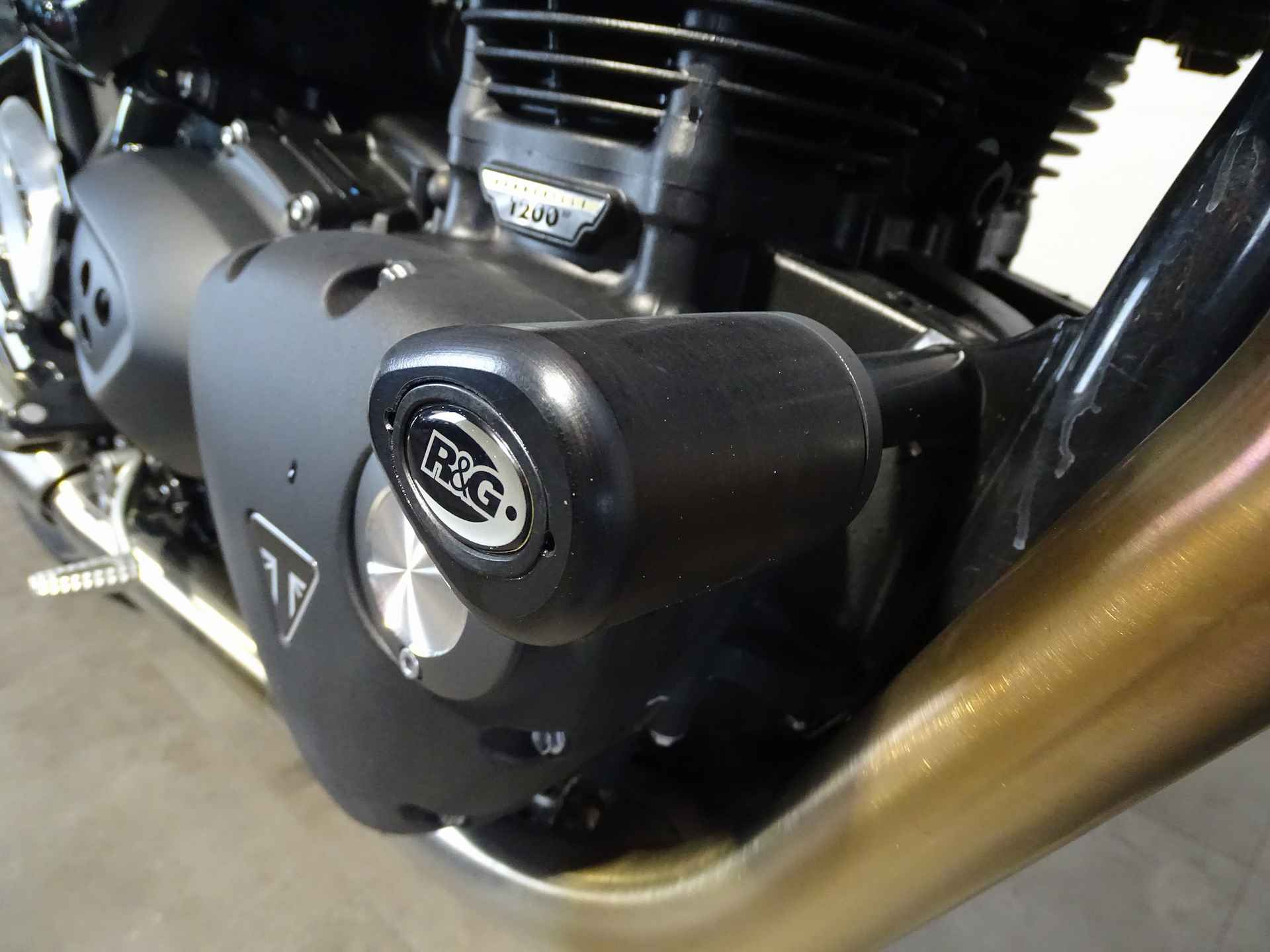 Triumph SPEED TWIN 1200 - 7/16