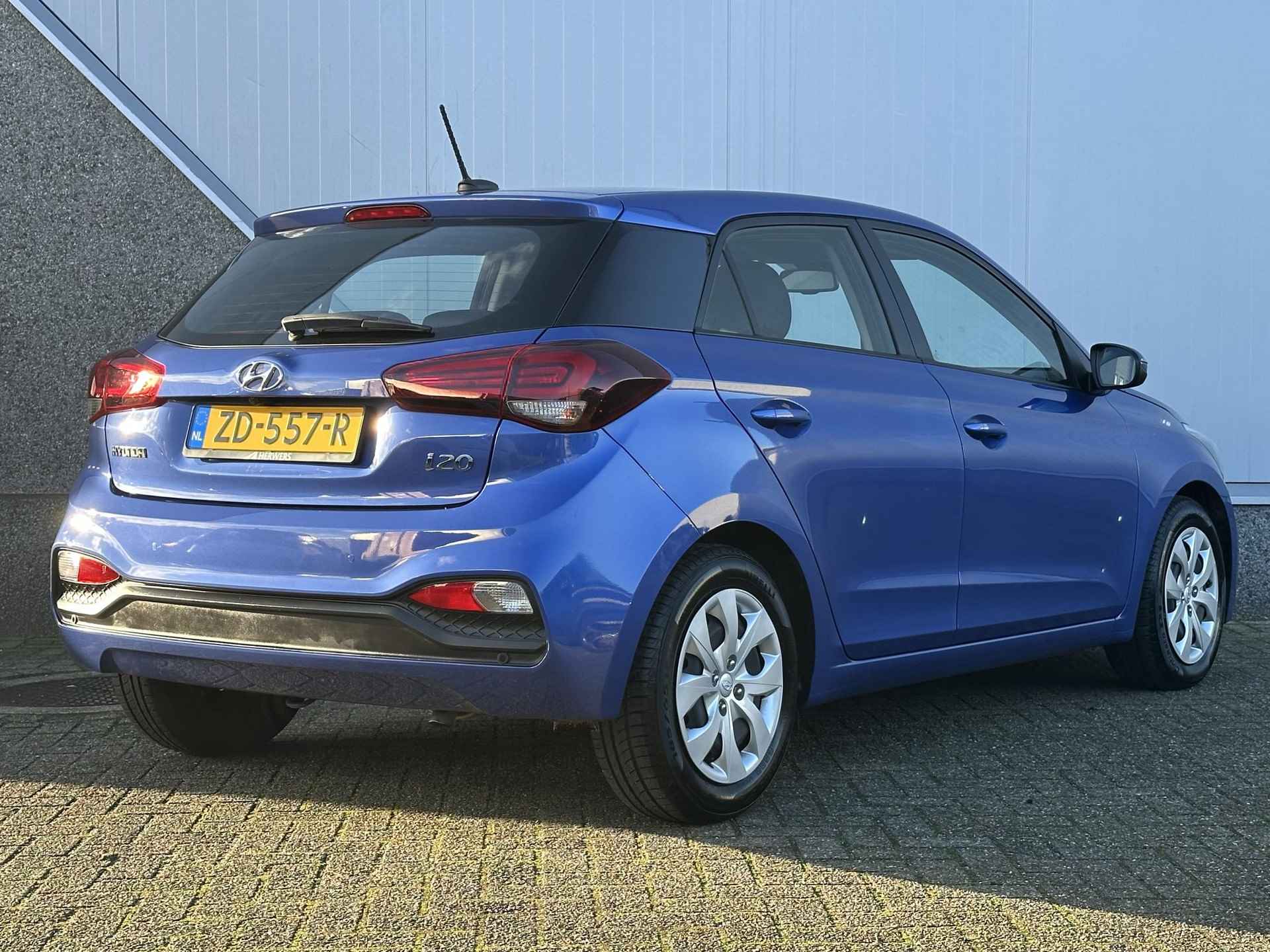 Hyundai i20 1.0 T-GDI Comfort / Navigatie via Apple Android carplay / Achteruitrijcamera / Lichtsensor / P - 3/43