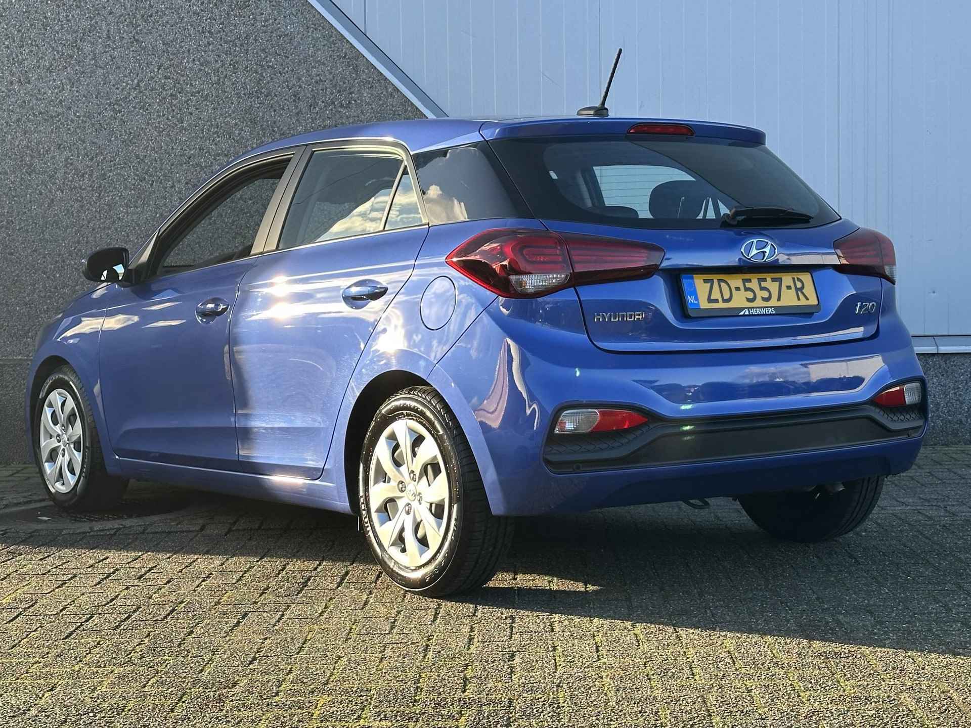 Hyundai i20 1.0 T-GDI Comfort / Navigatie via Apple Android carplay / Achteruitrijcamera / Lichtsensor / P - 14/43