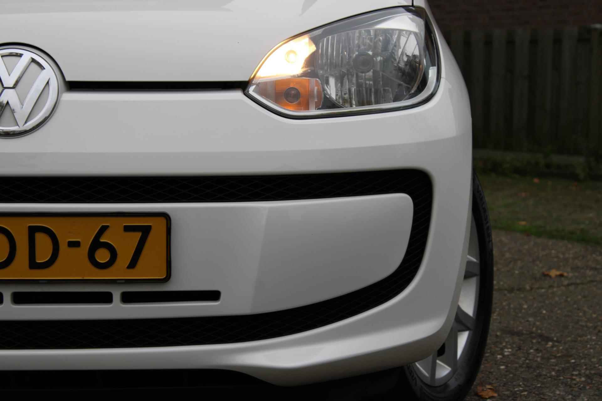 Volkswagen Up! 1.0 move up! BlueMotion Airco Cruise Nap - 2/30