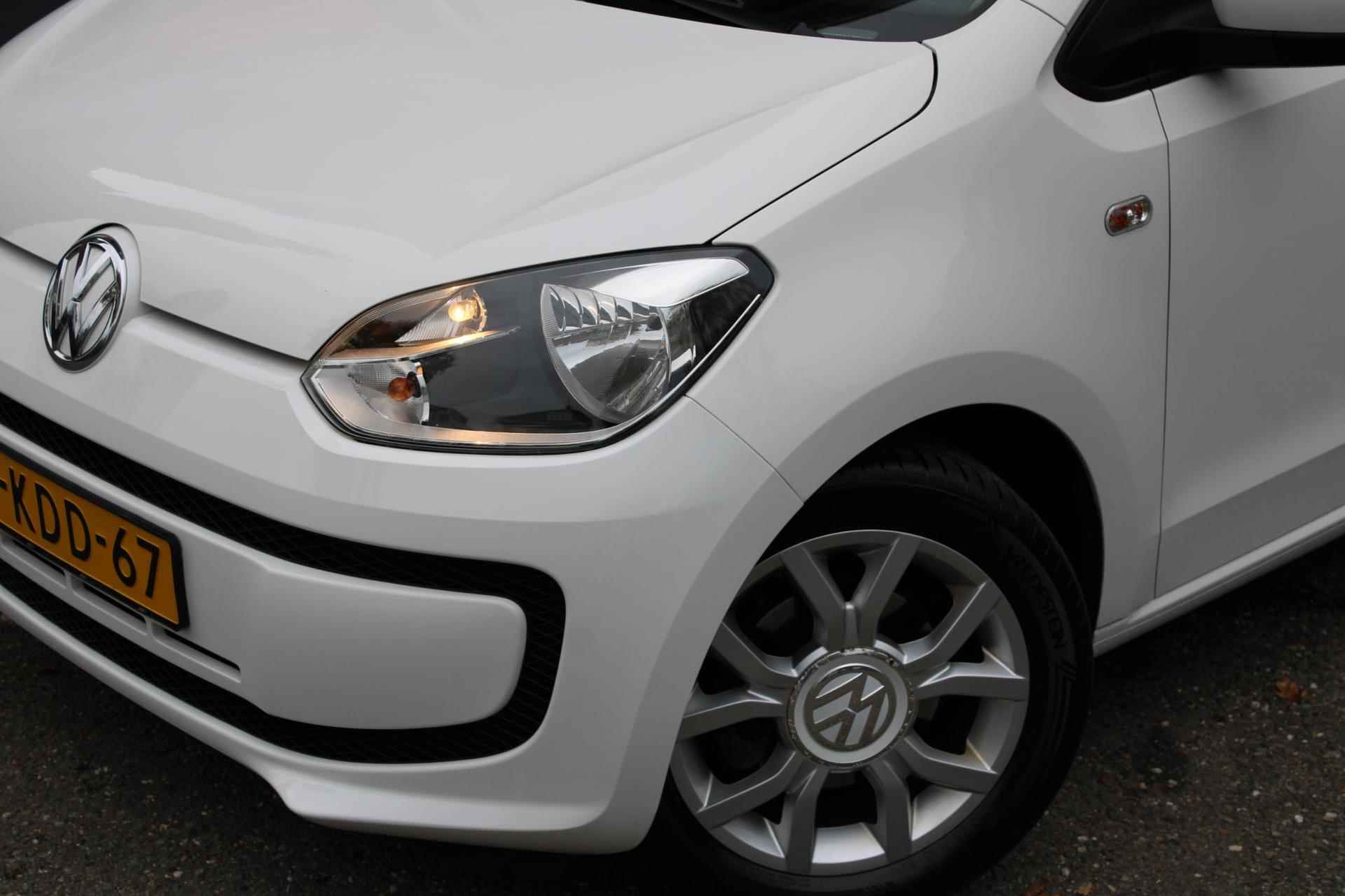 Volkswagen Up! 1.0 move up! BlueMotion Airco Cruise Nap - 28/30