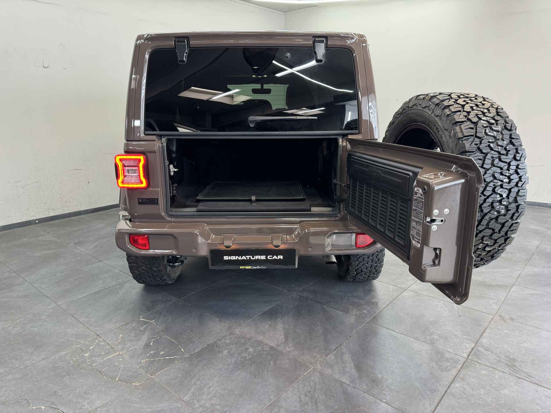 Jeep Wrangler Unlimited Brute 2.0T Sahara✅BRUTE Richmond✅UNIEK✅Stoelverwarming✅Stuurverwarming✅Open Dak✅Cruise Control✅ - 28/95