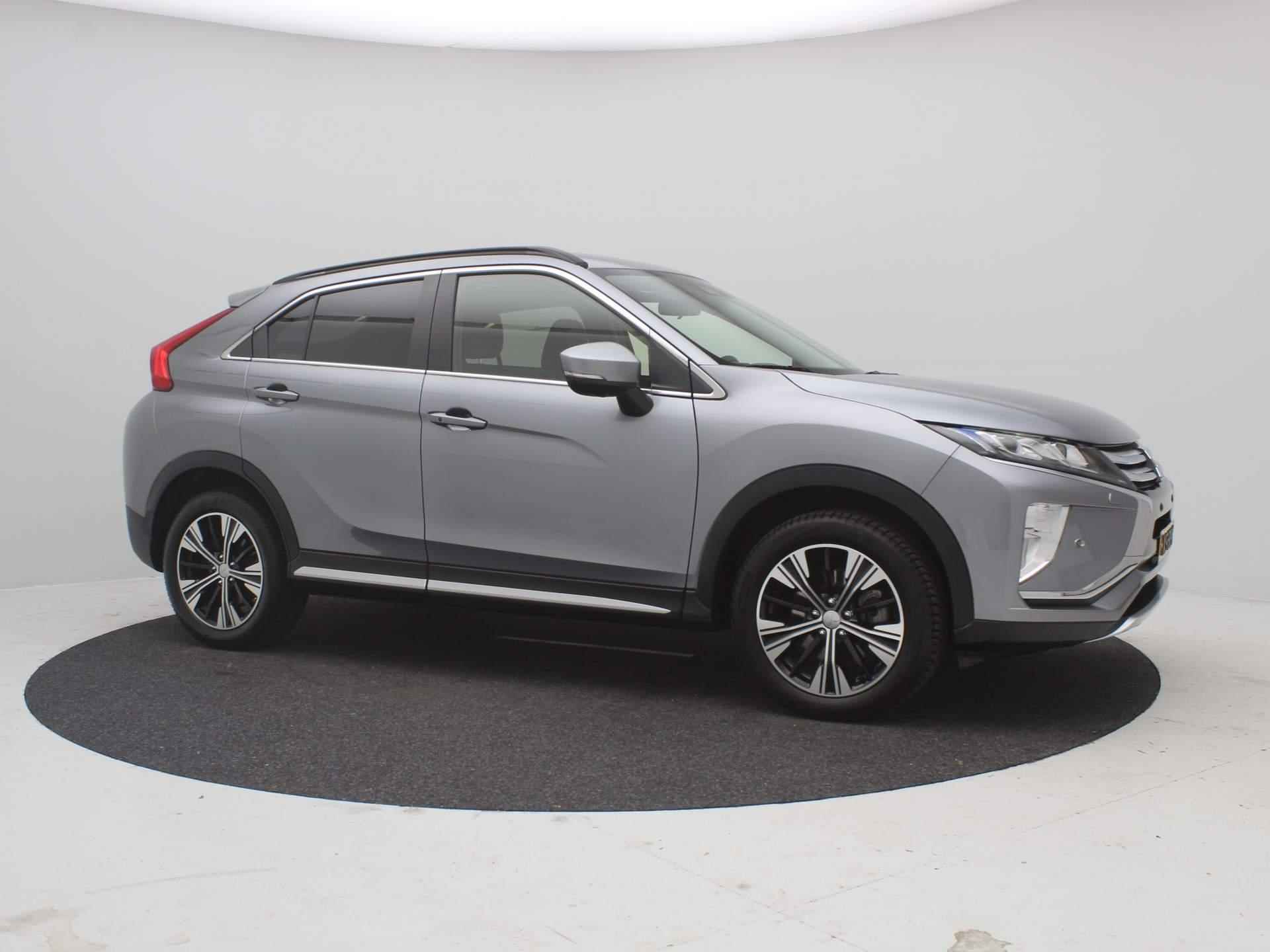 Mitsubishi Eclipse Cross 1.5 DI-T First Edition / Trekhaak / 1600KG Trekgewicht / HUD Display / Navigatie middels Apple CarPlay & Android Auto / Cruise Control / Stoelverwarming voor / All seasonbanden / Keyless Entry / LED verlichting / - 12/70