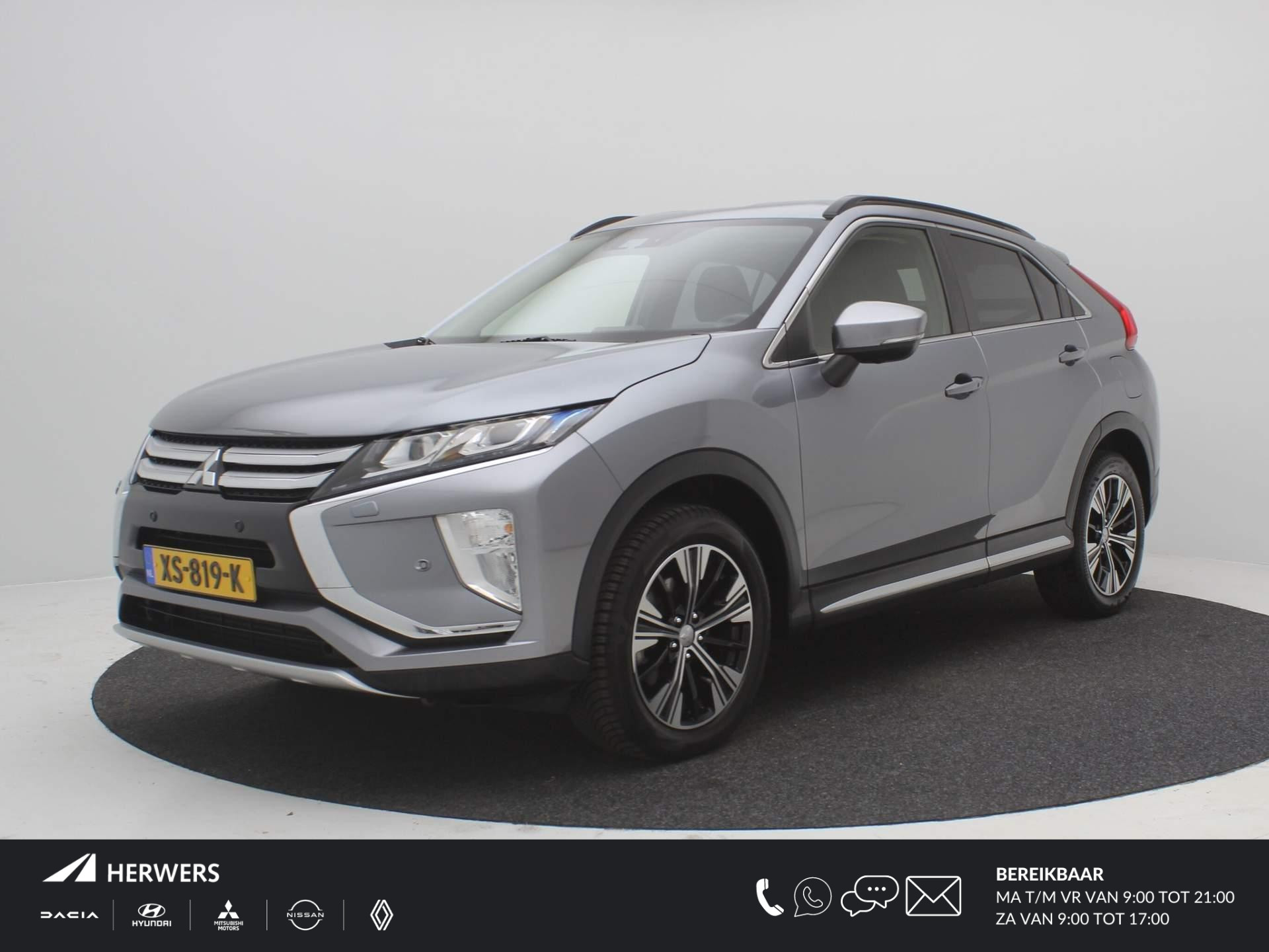 Mitsubishi Eclipse Cross 1.5 DI-T First Edition / Trekhaak / 1600KG Trekgewicht / HUD Display / Navigatie middels Apple CarPlay & Android Auto / Cruise Control / Stoelverwarming voor / All seasonbanden / Keyless Entry / LED verlichting /