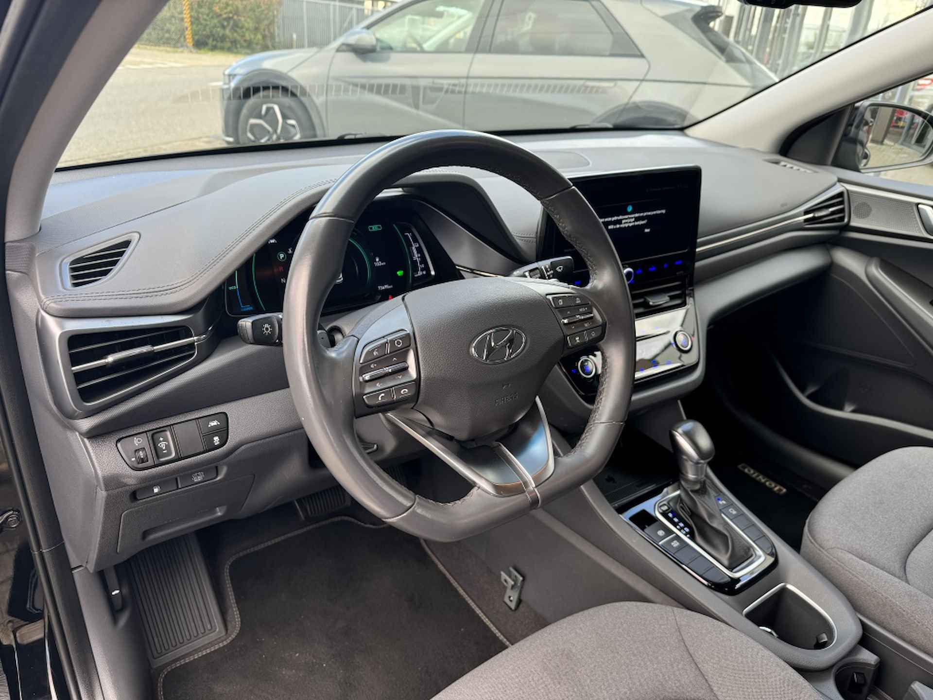 Hyundai IONIQ 1.6 GDi Comfort Plus | Navigatie | Achteruitrijcamera | Cruise c - 13/28