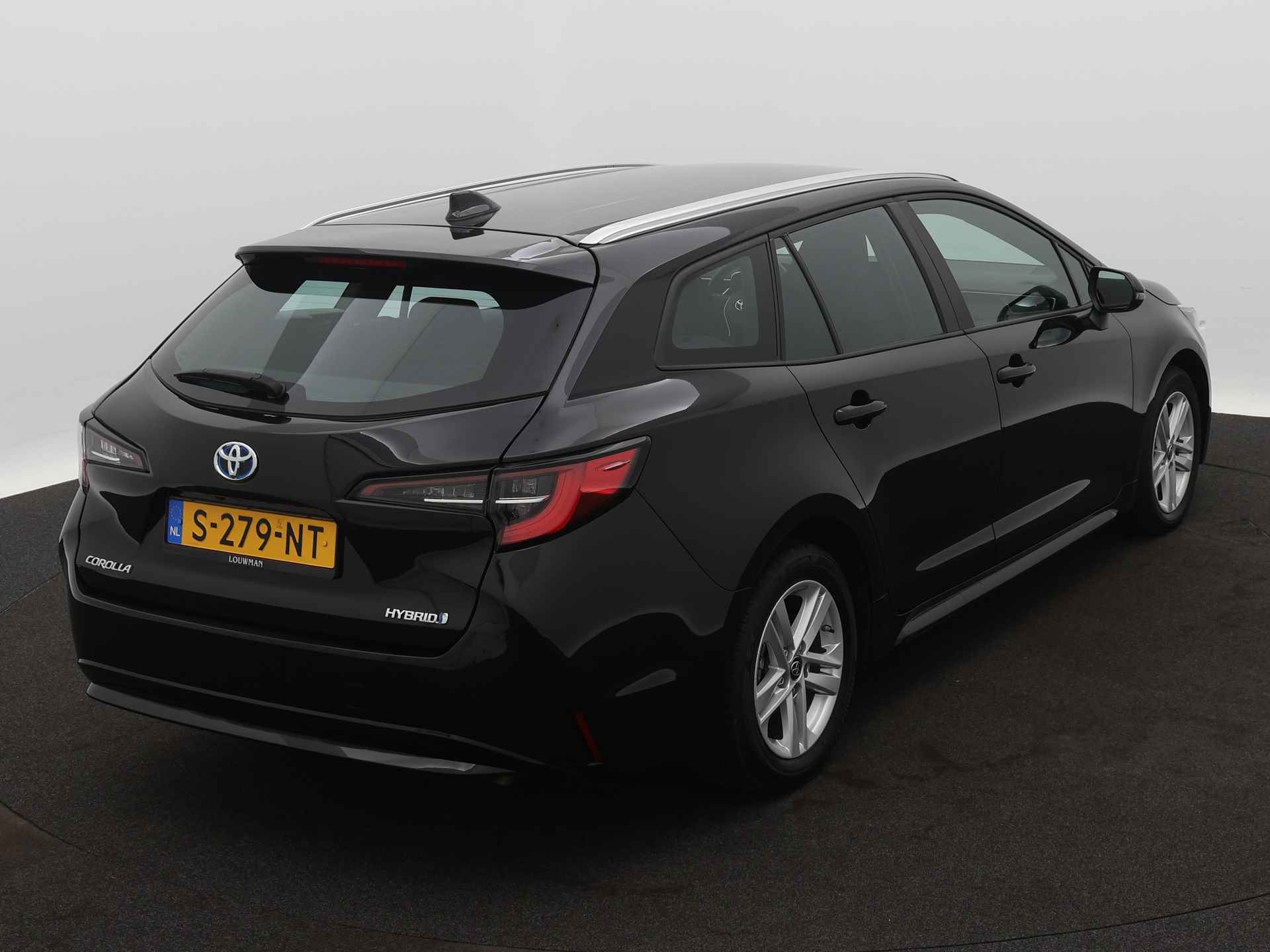 Toyota Corolla Touring Sports 1.8 Hybrid Active | Apple Carplay/Android Auto | Louwman Purmerend | Dwight Felix - 18/41