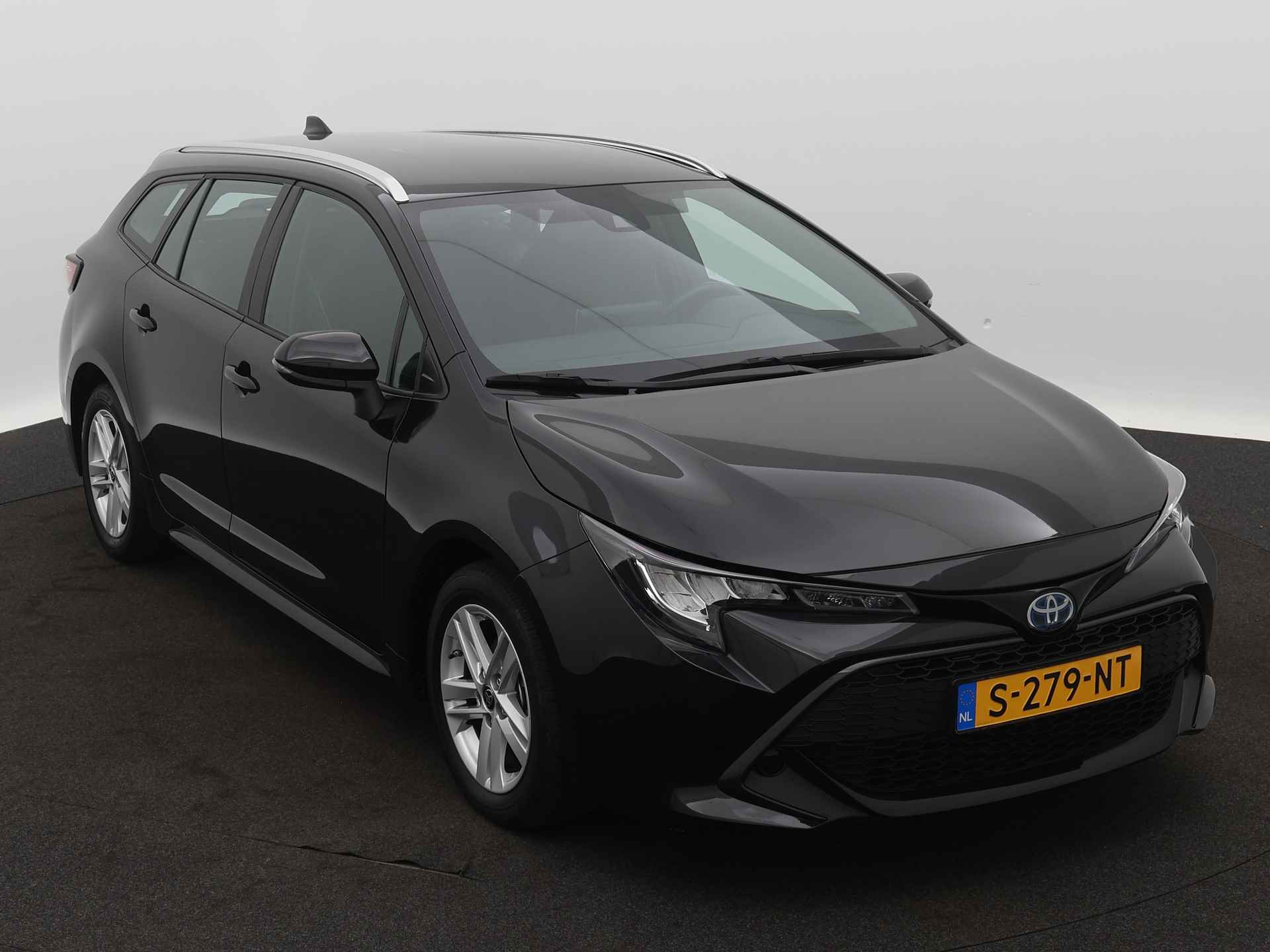 Toyota Corolla Touring Sports 1.8 Hybrid Active | Apple Carplay/Android Auto | Louwman Purmerend | Dwight Felix - 29/41