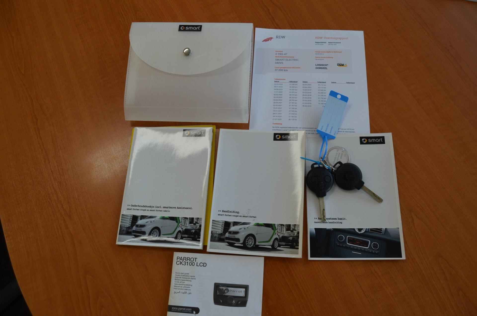 Audi A3 Sportback 1.2 TFSI Adrenalin| S-LINE|AIRCO, LEDER STWIEL|ZEER NETJES EN VOL| - 12/22
