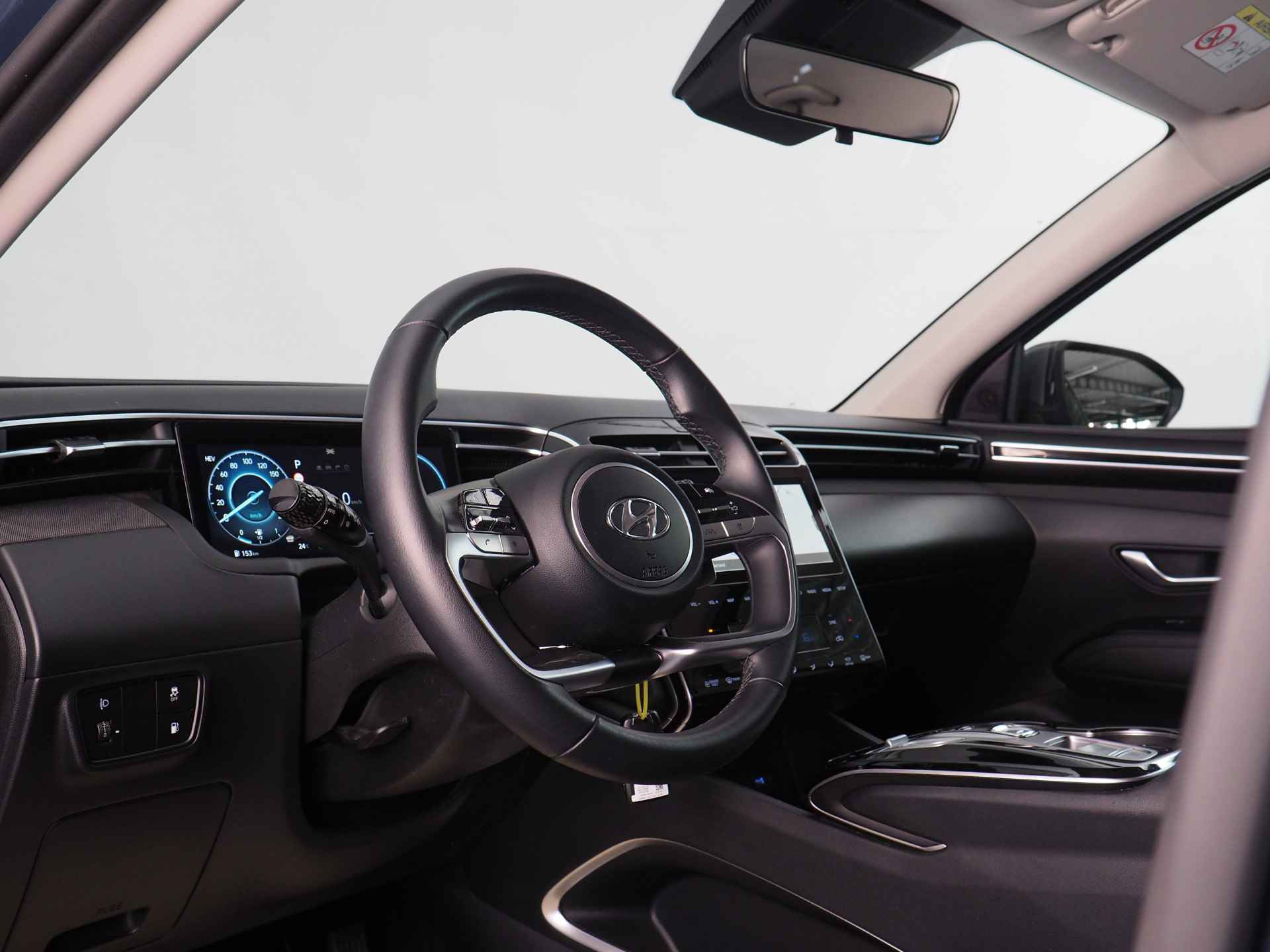 Hyundai Tucson 1.6 T-GDI PHEV Comfort | Navigatie | Adaptive Cruise Control | Achteruitrijcamera | Inc. 220v Laadkabel - 16/28