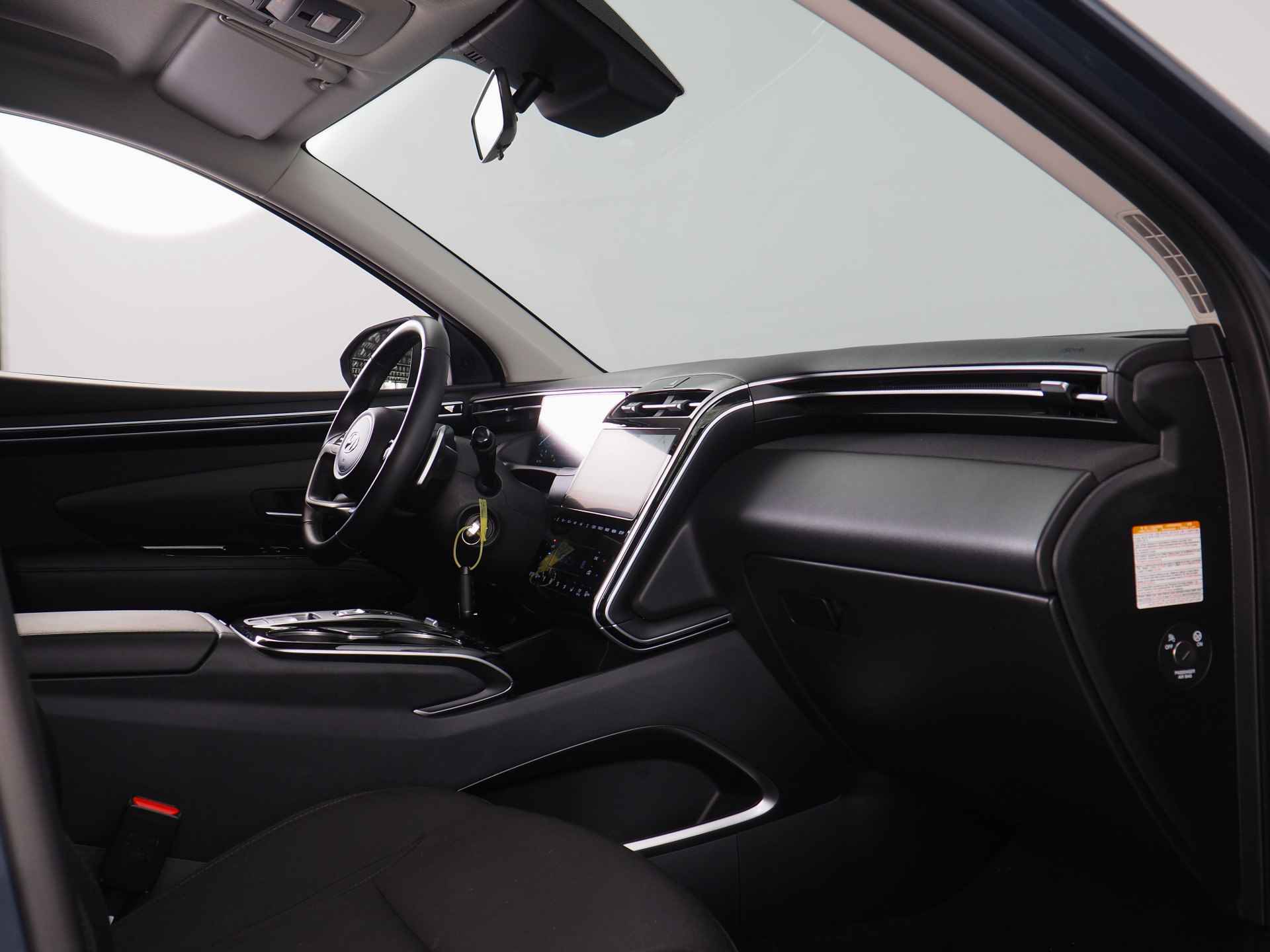 Hyundai Tucson 1.6 T-GDI PHEV Comfort | Navigatie | Adaptive Cruise Control | Achteruitrijcamera | Inc. 220v Laadkabel - 18/28