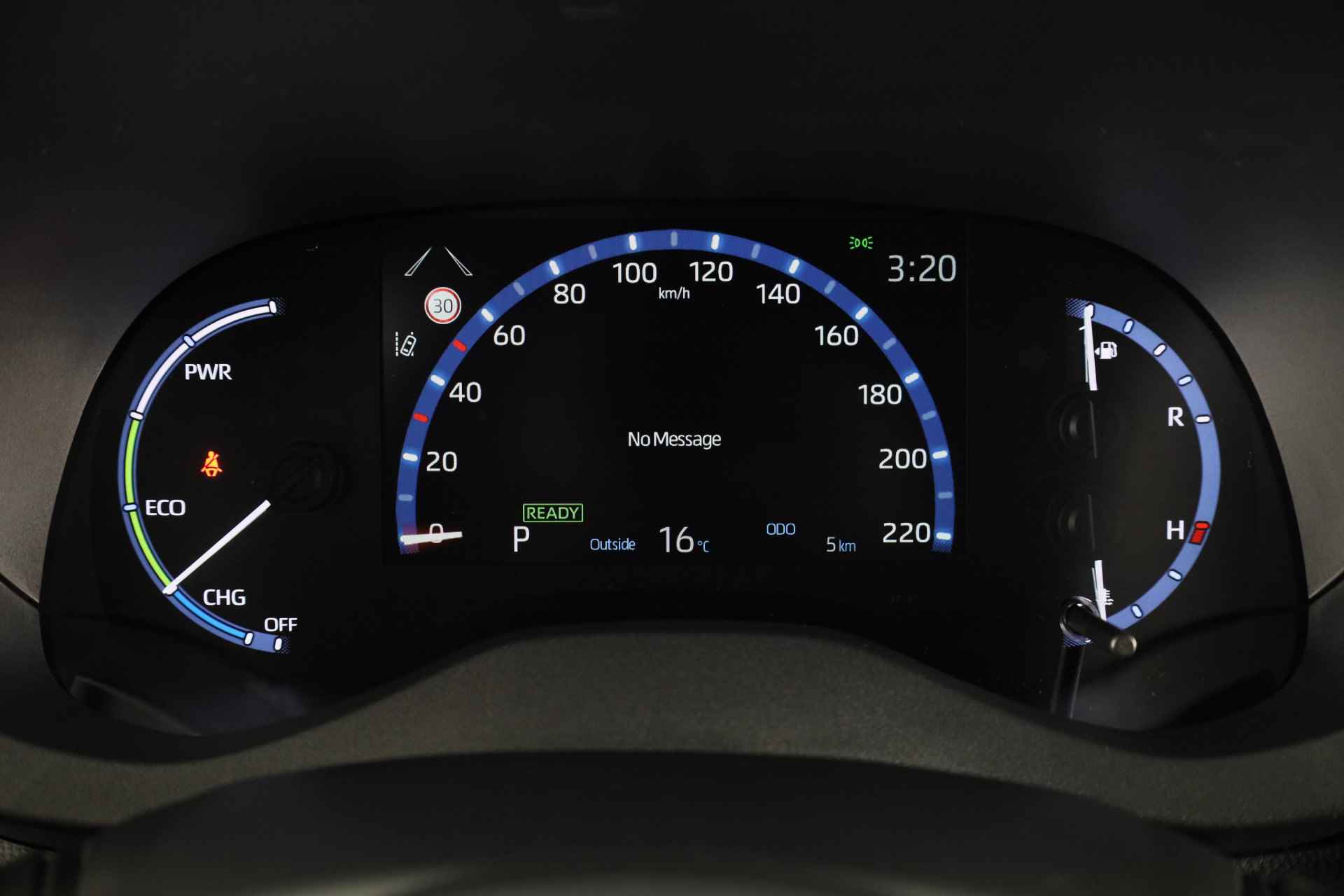 Toyota Yaris Cross 1.5 Hybrid Dynamic *DEMO* | Navigatie | Adaptive Cruise Control | - 6/35