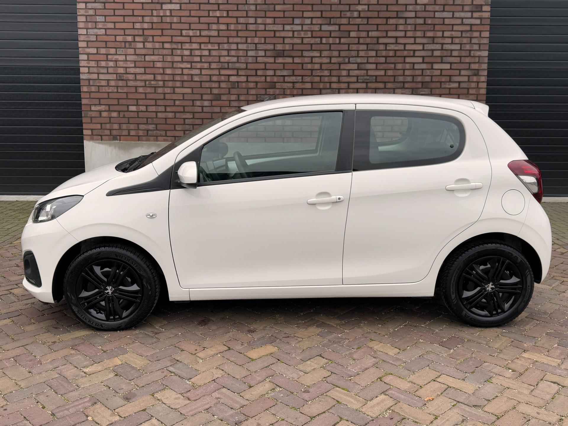 Peugeot 108 1.0 e-VTi Active / Airco / Bluetooth / NED-108 / 1e Eigenaar / Peugeot dealer onderhouden - 12/37