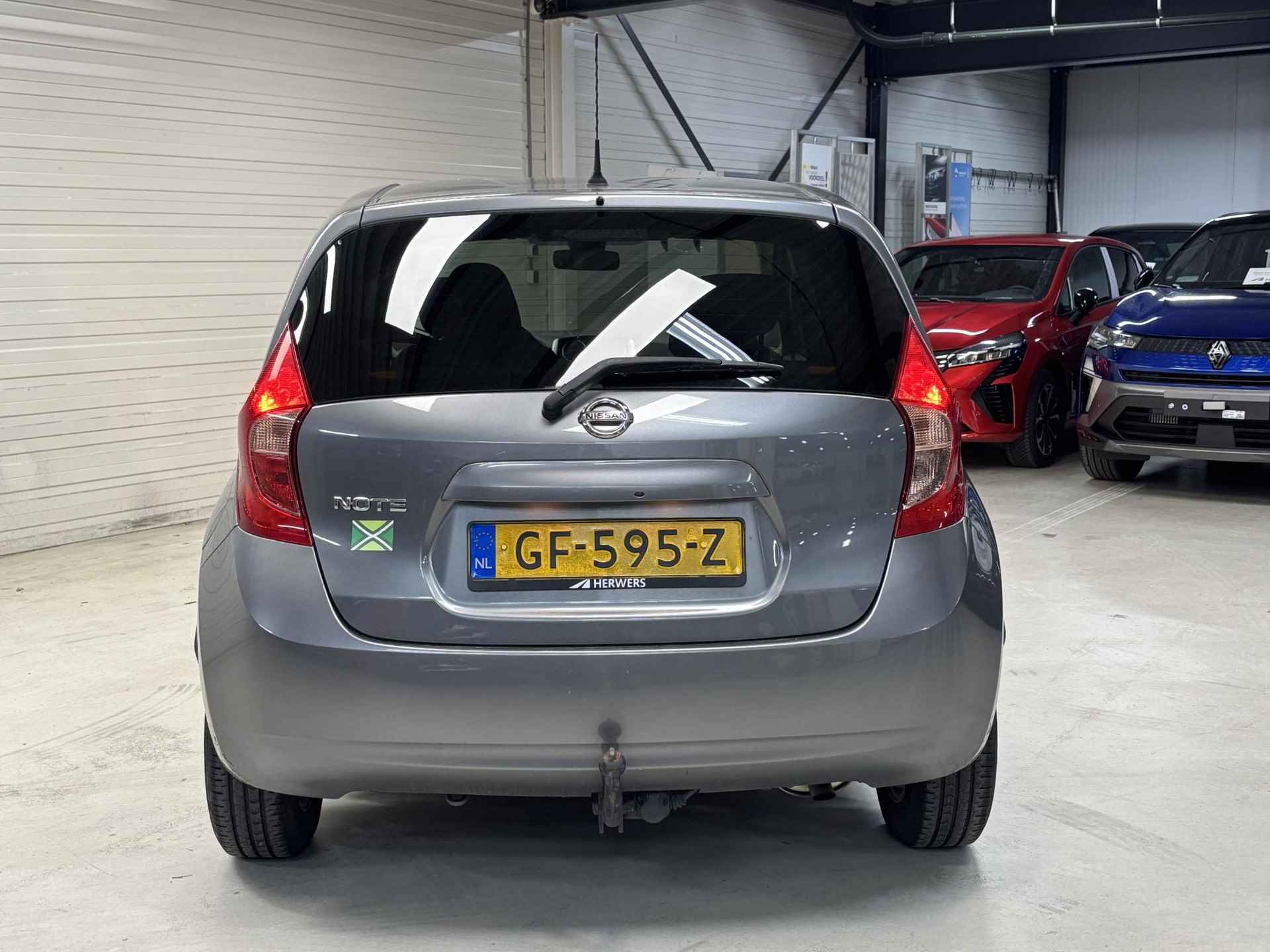 Nissan Note 1.2 Connect Edition / Trekhaak / Navigatiesysteem / Lichtmetalen velgen 15" / Keyless entry / Cruise control / Automatische airco - 10/29