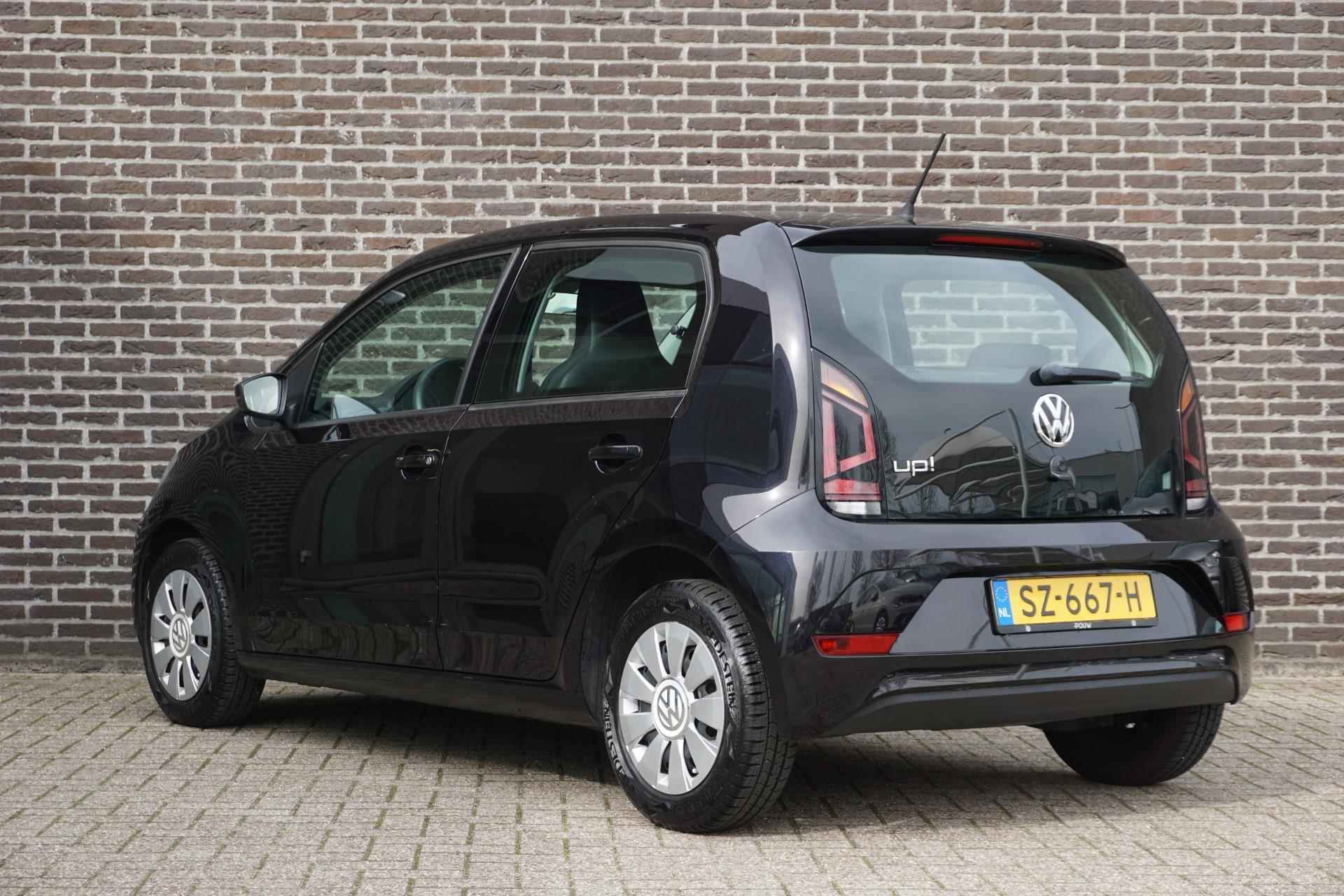 Volkswagen up! 1.0 60pk Move up! | Navigatie | Climatronic | Executive pakket - 12/31