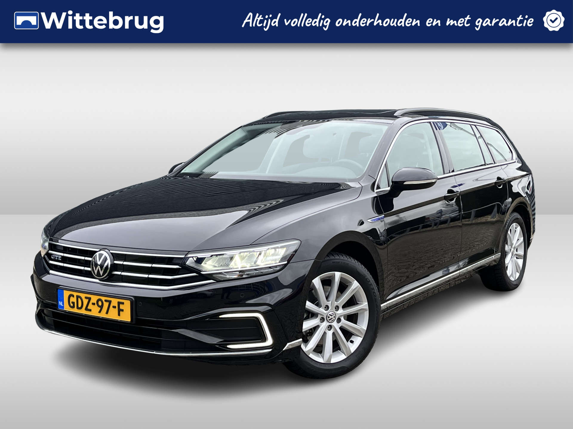 Volkswagen Passat Variant 1.4 TSI PHEV 217pk GTE Business Automaat | Panoramisch Schuifdak | Trekhaak | Stoelverwarming | Ergo Comfort Stoel | Camera | Electrische Achterklep | Laadkabel