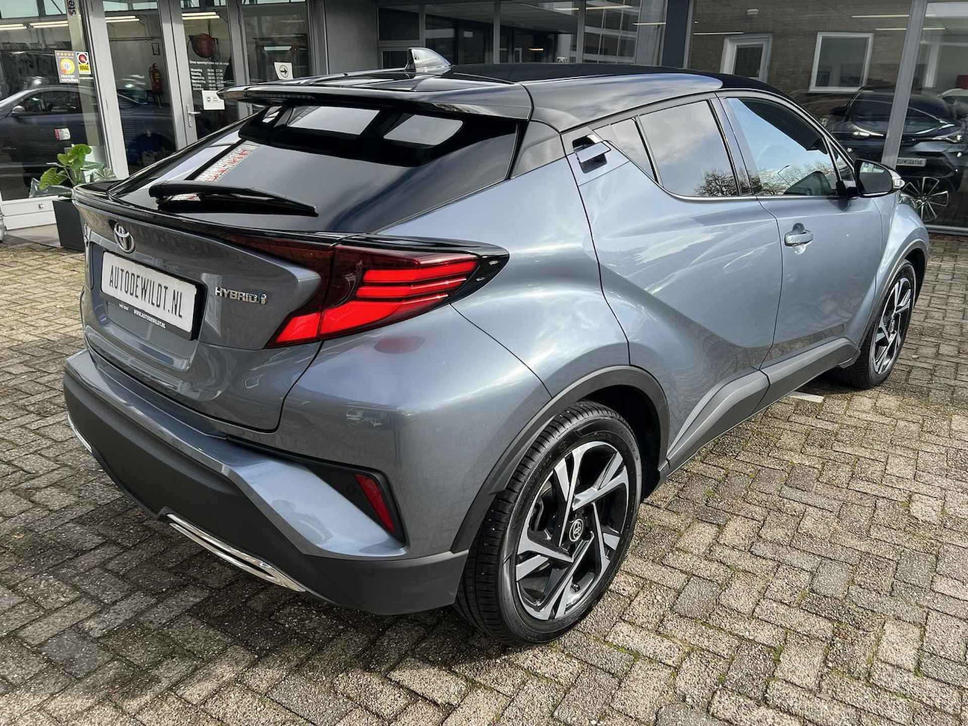 Toyota C-HR 2.0 Hybrid Bi-tone A/T + FABRIEKSGARANTIE - 4/37