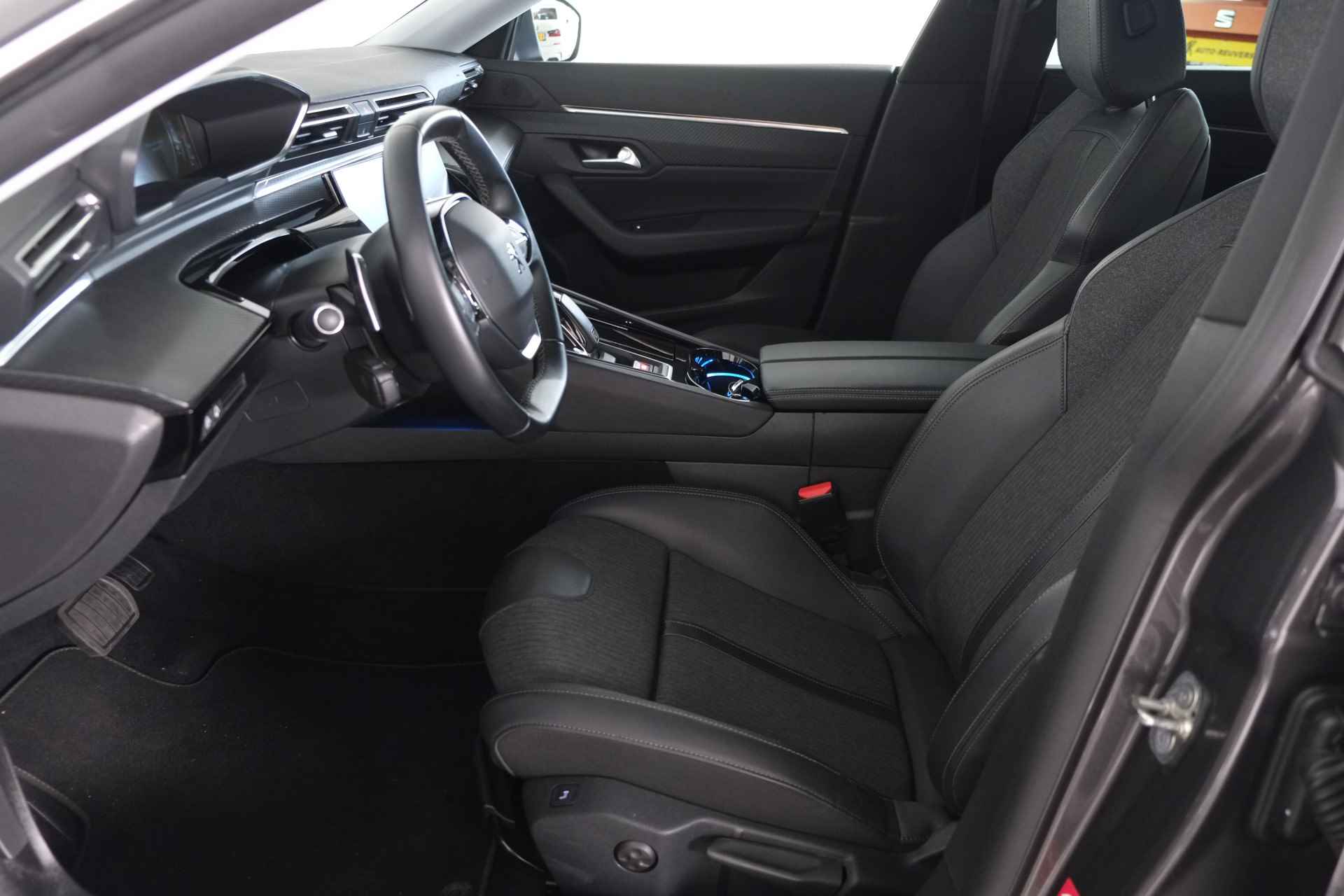 Peugeot 508 1.5 BlueHDI Allure Pack Navigatie / Lane Assist / Automaat / Carplay - 10/37