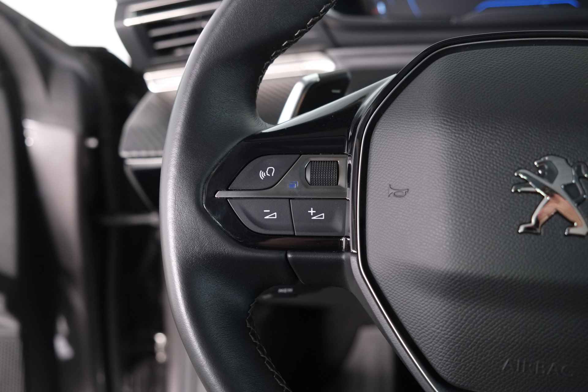 Peugeot 508 1.5 BlueHDI Allure Pack Navigatie / Lane Assist / Automaat / Carplay - 32/37