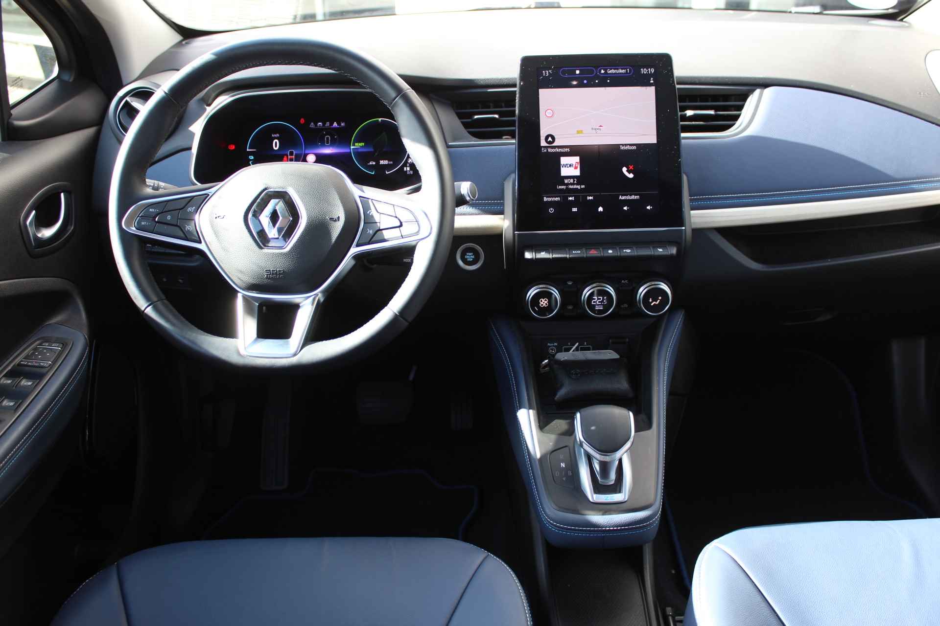Renault ZOE R135 Riviera 50 kWh CCS € 2000.- subsidie CCS SNELLADER,leder,camera, navigatie, stoel/stuur verw. - 16/28