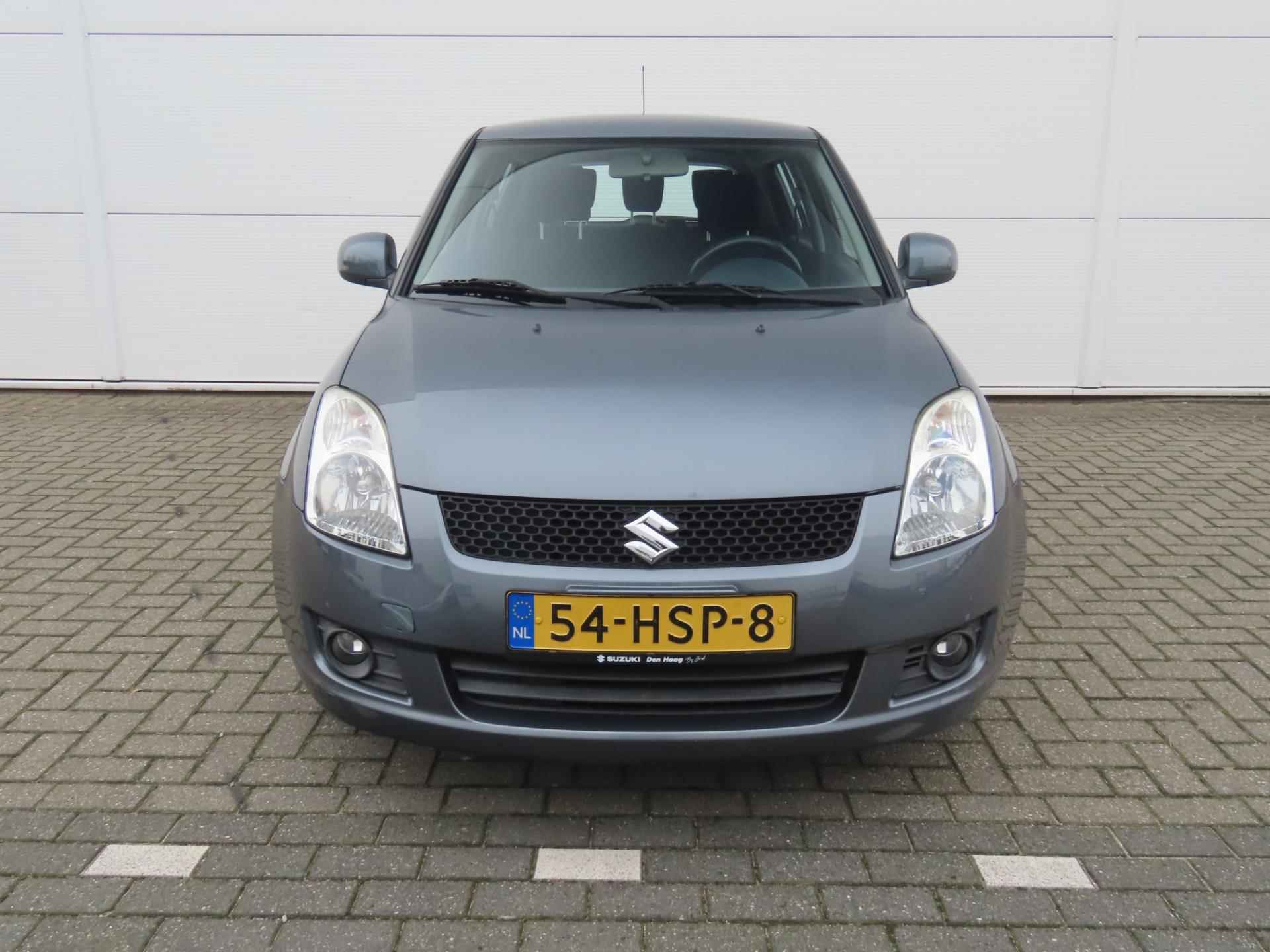 Suzuki Swift 1.3 Shogun / AIRCO / LM VELGEN - 4/24