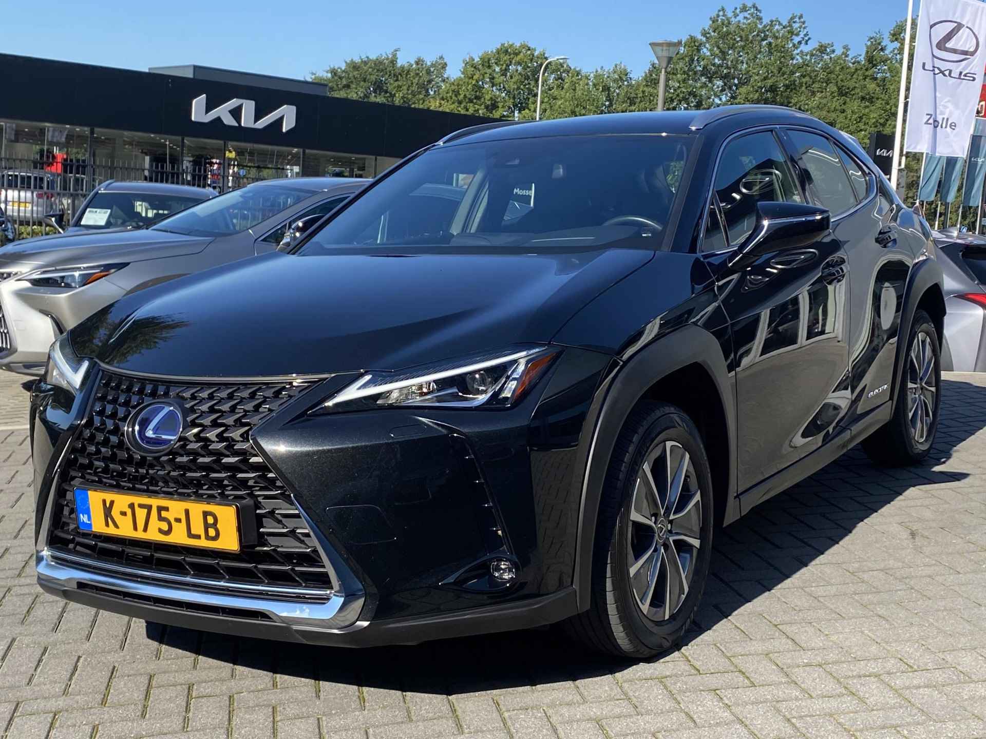 Lexus UX 300e Business 54 kWh NL-AUTO VOLLEDIG ELEKTRISCH APPLE CARPLAY ANDROID AUTO EL-STOELEN DAB+ - 7/34