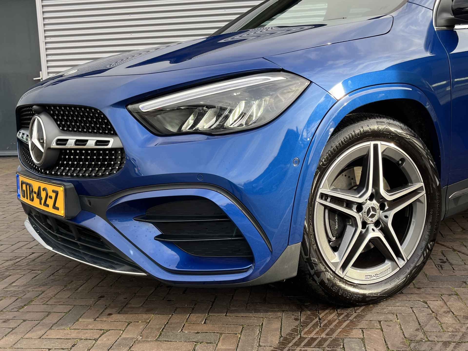 Mercedes-Benz GLA 200 AMG Line - 3/32