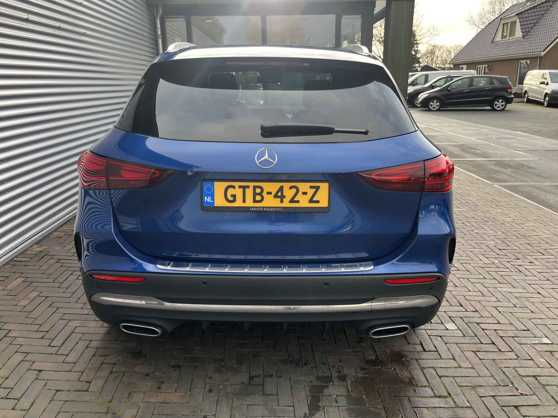 Mercedes-Benz GLA 200 AMG Line - 5/32