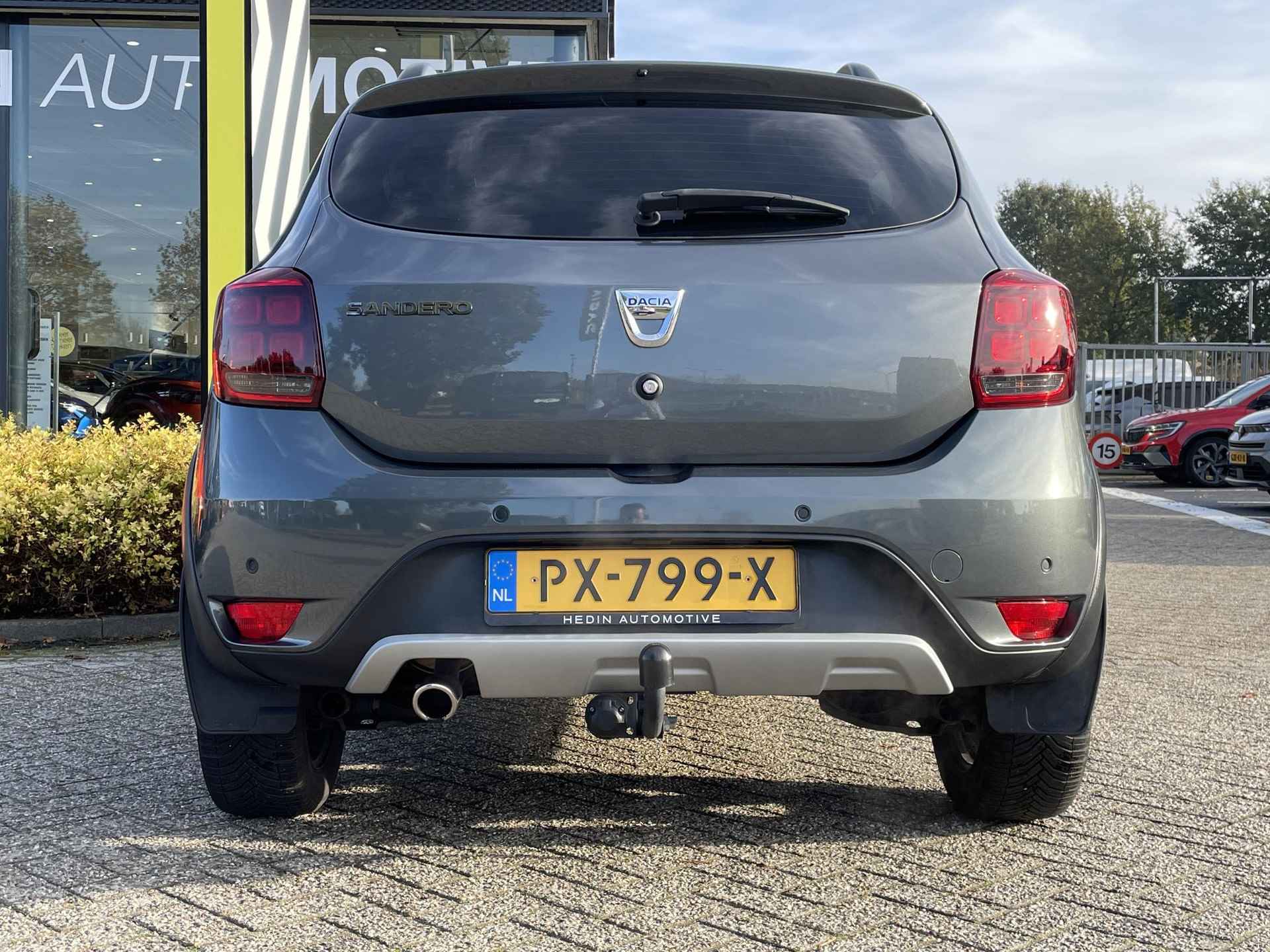 Dacia Sandero Stepway 90PK LPG "Trekhaak, Navi, Airco, Cruise" - 27/32