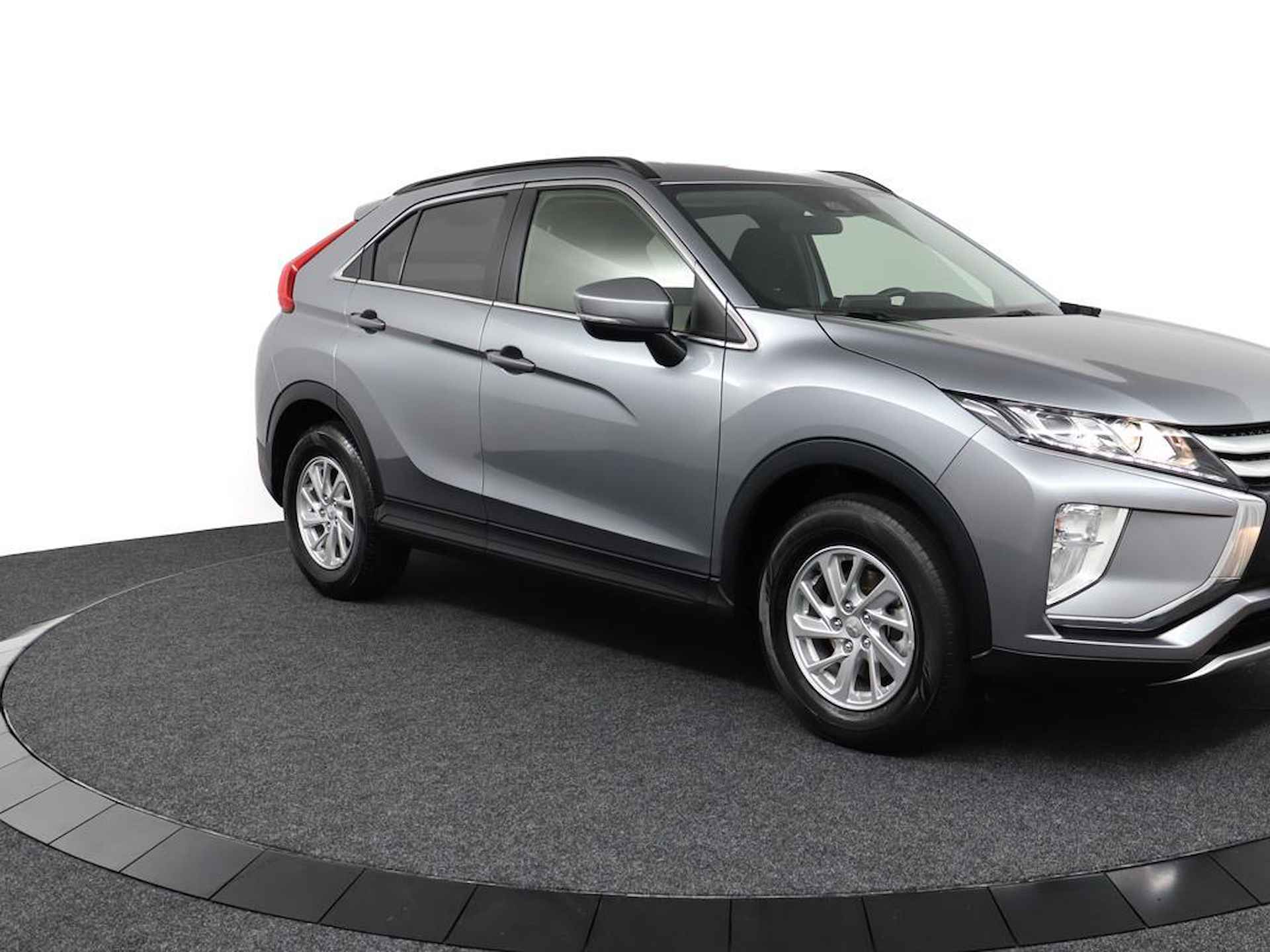 Mitsubishi Eclipse Cross 1.5 DI-T Pure | Trekhaak | 1.600 kg Trekgewicht | Clima | Apple Carplay / Android Auto NAVI | Lane Keep Assist | Cruise - 3/49