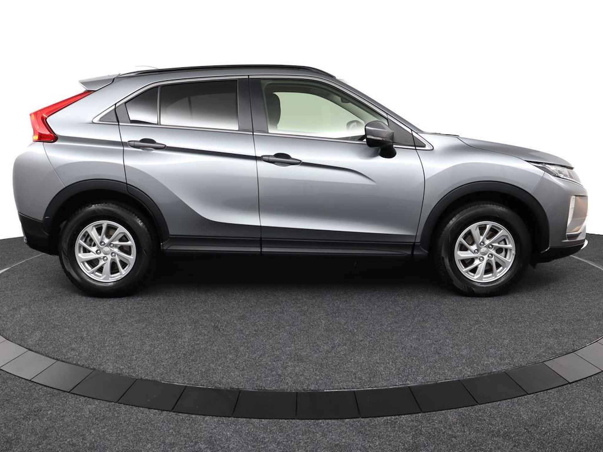 Mitsubishi Eclipse Cross 1.5 DI-T Pure | Trekhaak | 1.600 kg Trekgewicht | Clima | Apple Carplay / Android Auto NAVI | Lane Keep Assist | Cruise - 6/47