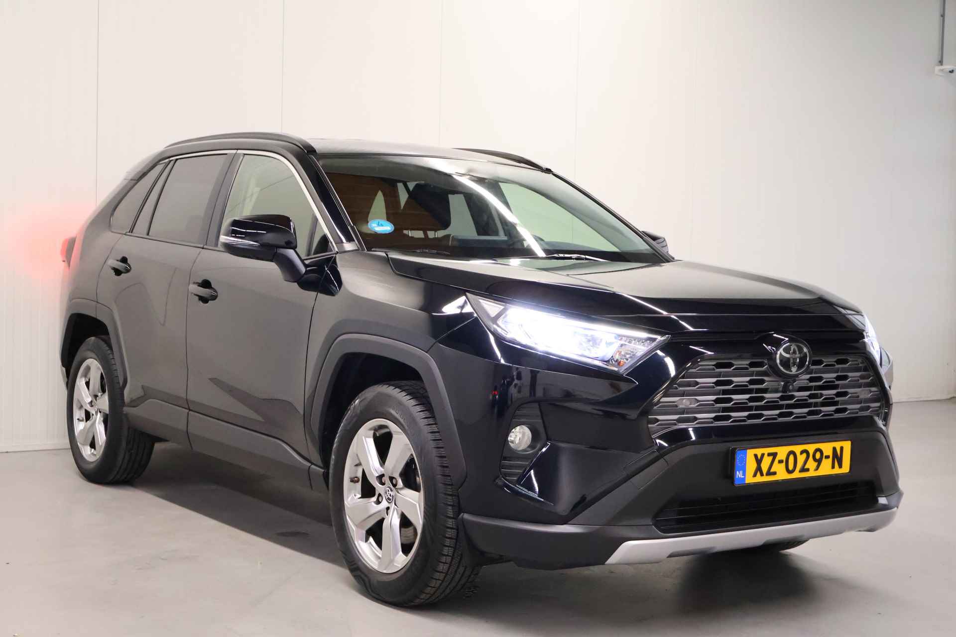 Toyota RAV4 2.0 VVT-iE First Edition - 8/39