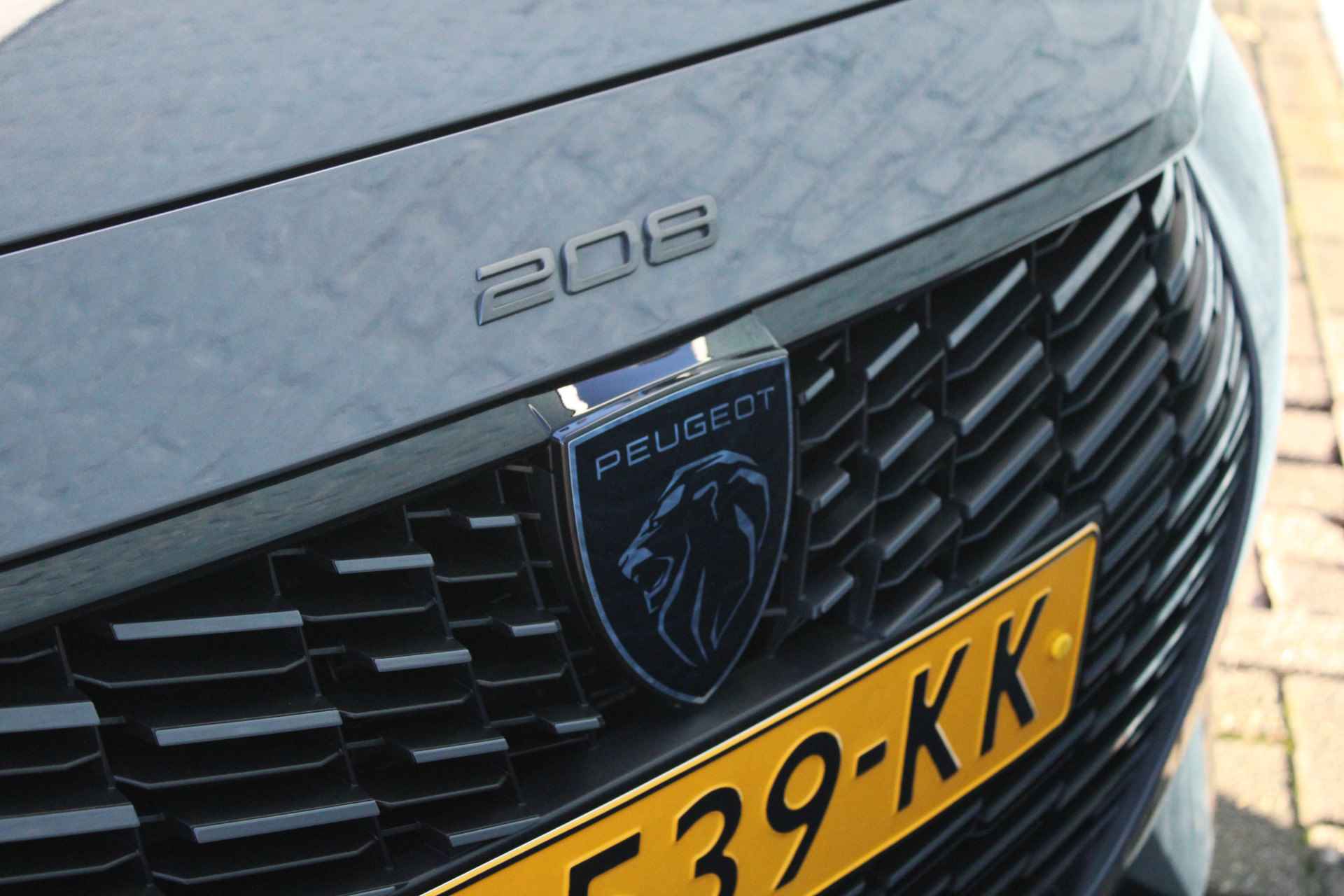 Peugeot e-208 EV e-Style 50 kWh | 16% Bijtelling | BTW | Nieuw model | Navigatie | - 10/36