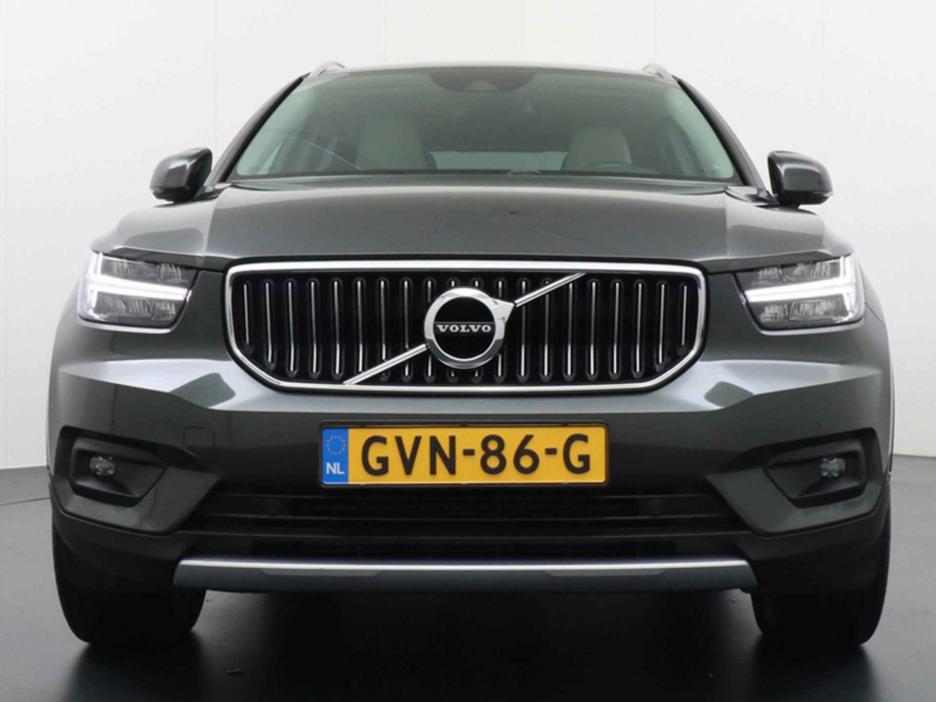 Volvo XC40 1.5 T3 Inscription Trekhaak/Panodak/Leder/19inch etc. - 2/45