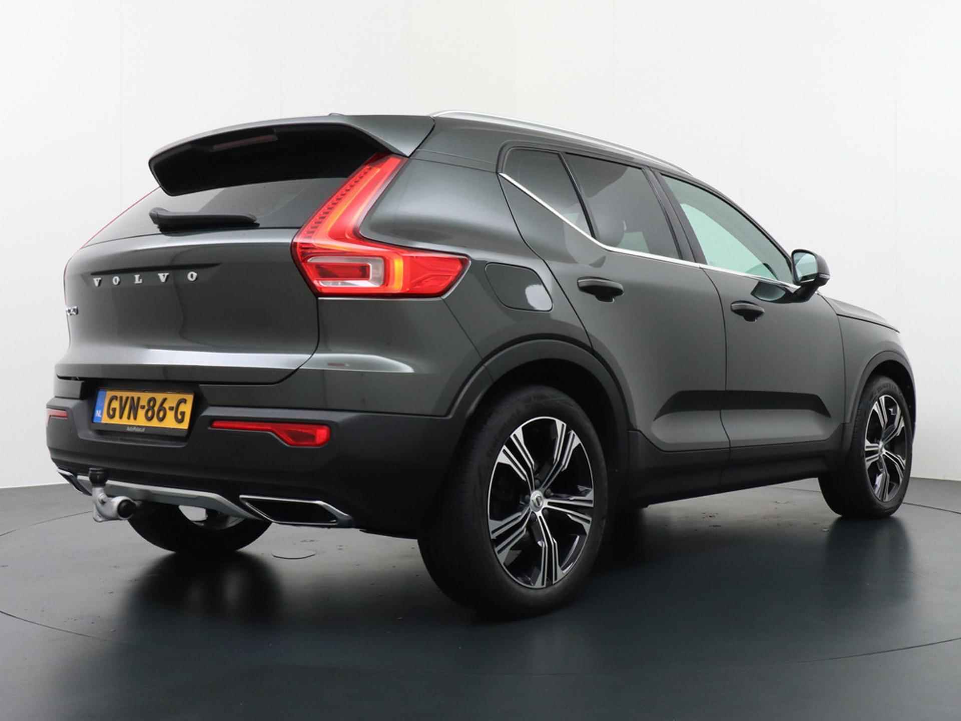 Volvo XC40 1.5 T3 Inscription Trekhaak/Panodak/Leder/19inch etc. - 4/45