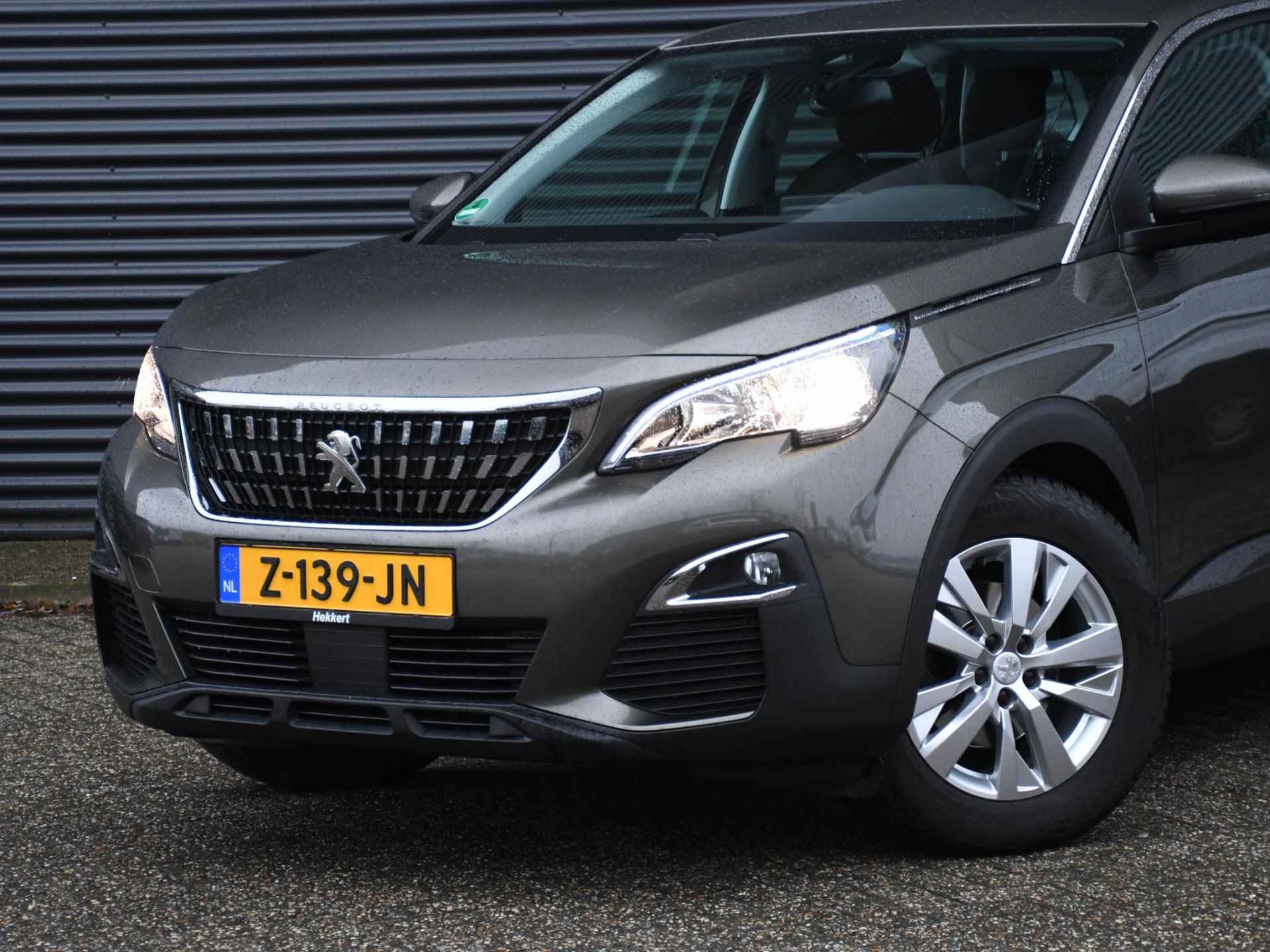 Peugeot 5008 Active 1.2 PureTech 130pk Automaat 5-Persoons NAVI | CAMERA | DAB | APPLE CARPLAY | CLIMA | DIGITAAL INSTRUMENTENPANEEL - 2/30