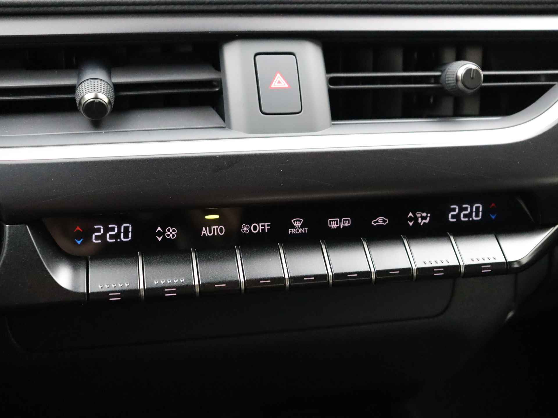 Lexus UX 300e Business | Full Electric | 8% bijtelling | - 8/34