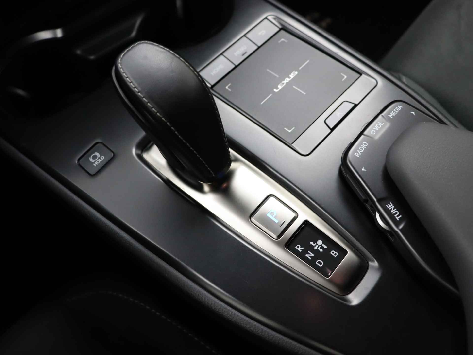Lexus UX 300e Business | Full Electric | 8% bijtelling | - 9/34
