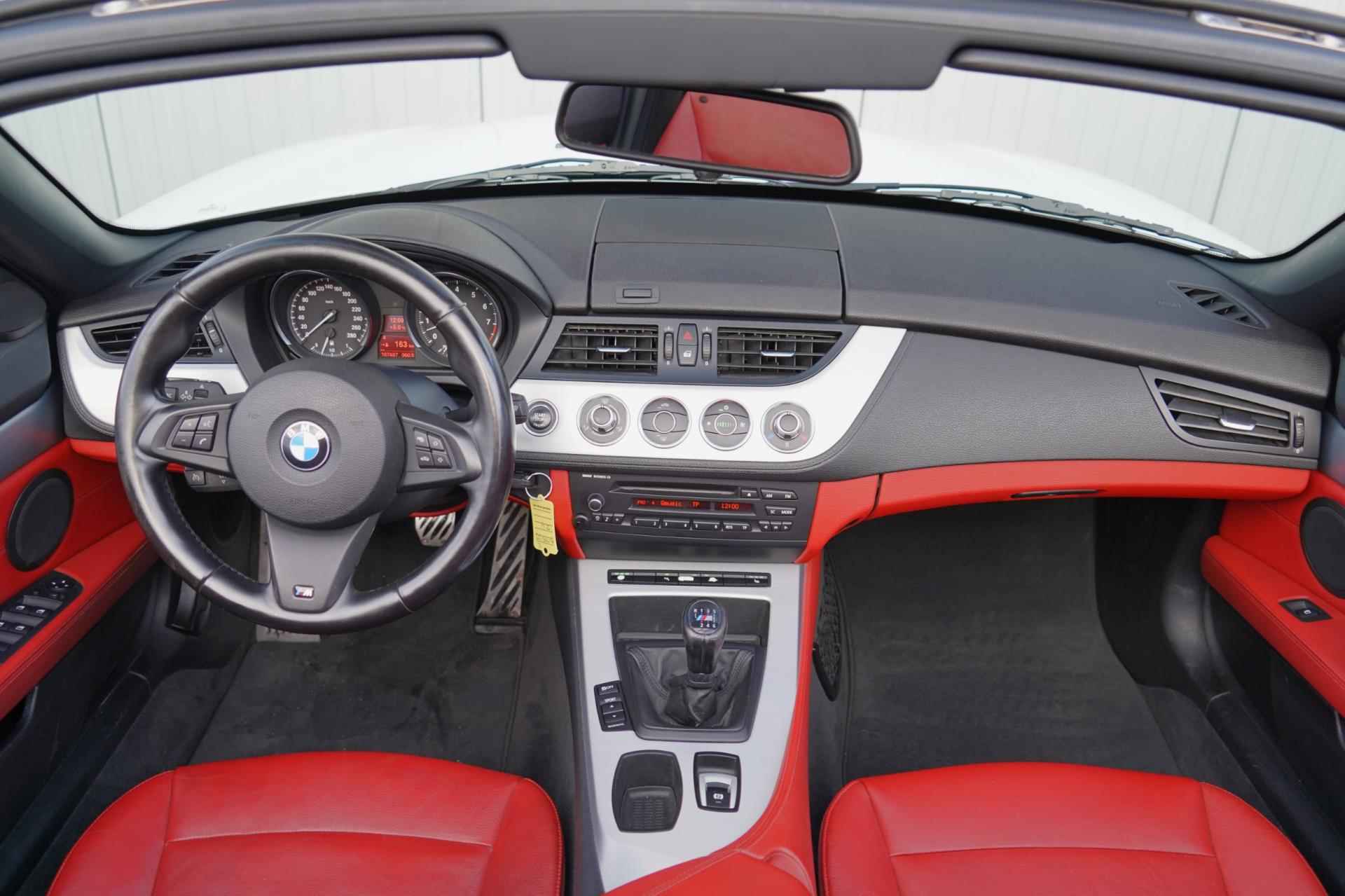 BMW Z4 Roadster SDrive23i Executive / Handbak / 6 Cilinder / Leder / Hardtop / Airco - 9/36
