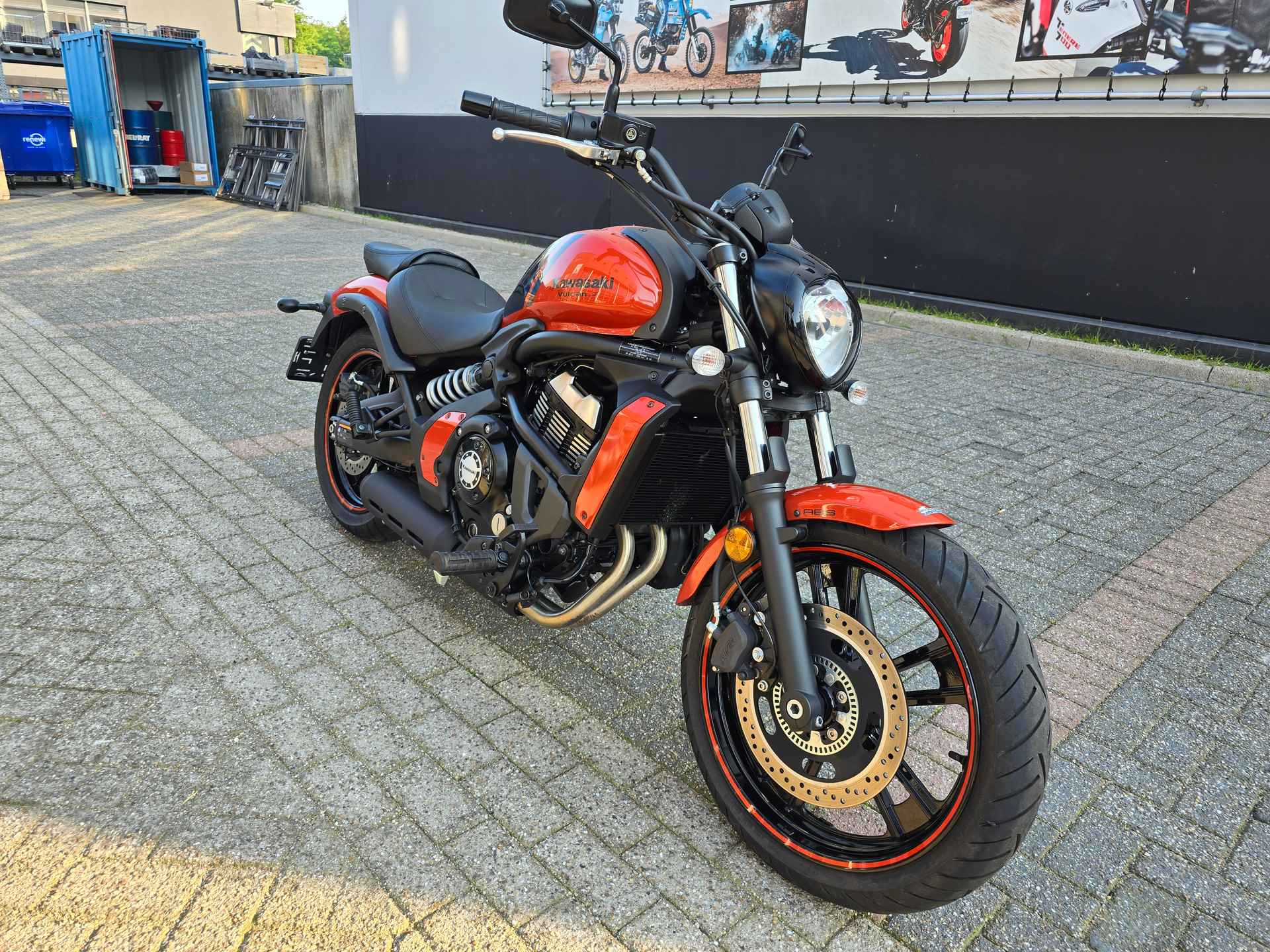 Kawasaki VULCAN 650 S - 2/23