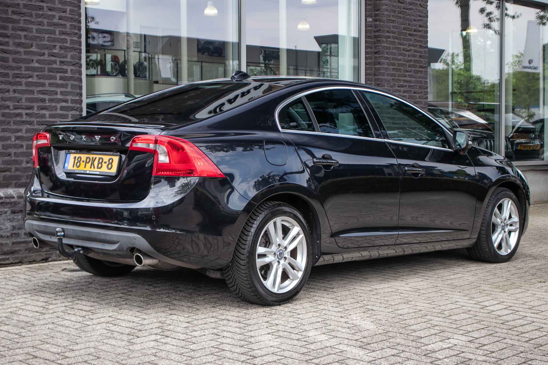 Volvo S60 3.0 T6 AWD Summum - All-in rijklrprs | Mem. stoel | Leer | Trekhaak | Navi - 3/43