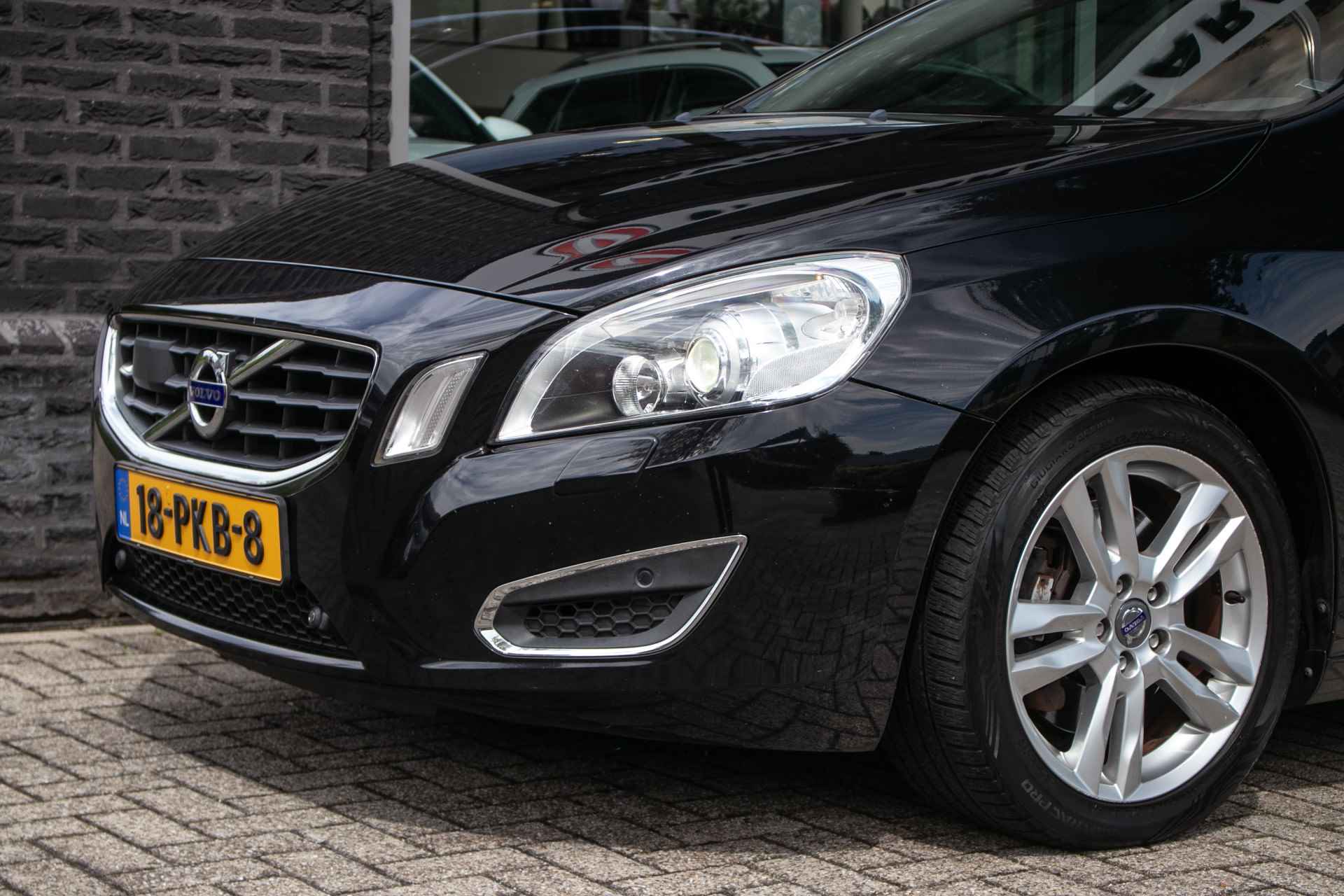 Volvo S60 3.0 T6 AWD Summum - All-in rijklrprs | Mem. stoel | Leer | Trekhaak | Navi - 26/43